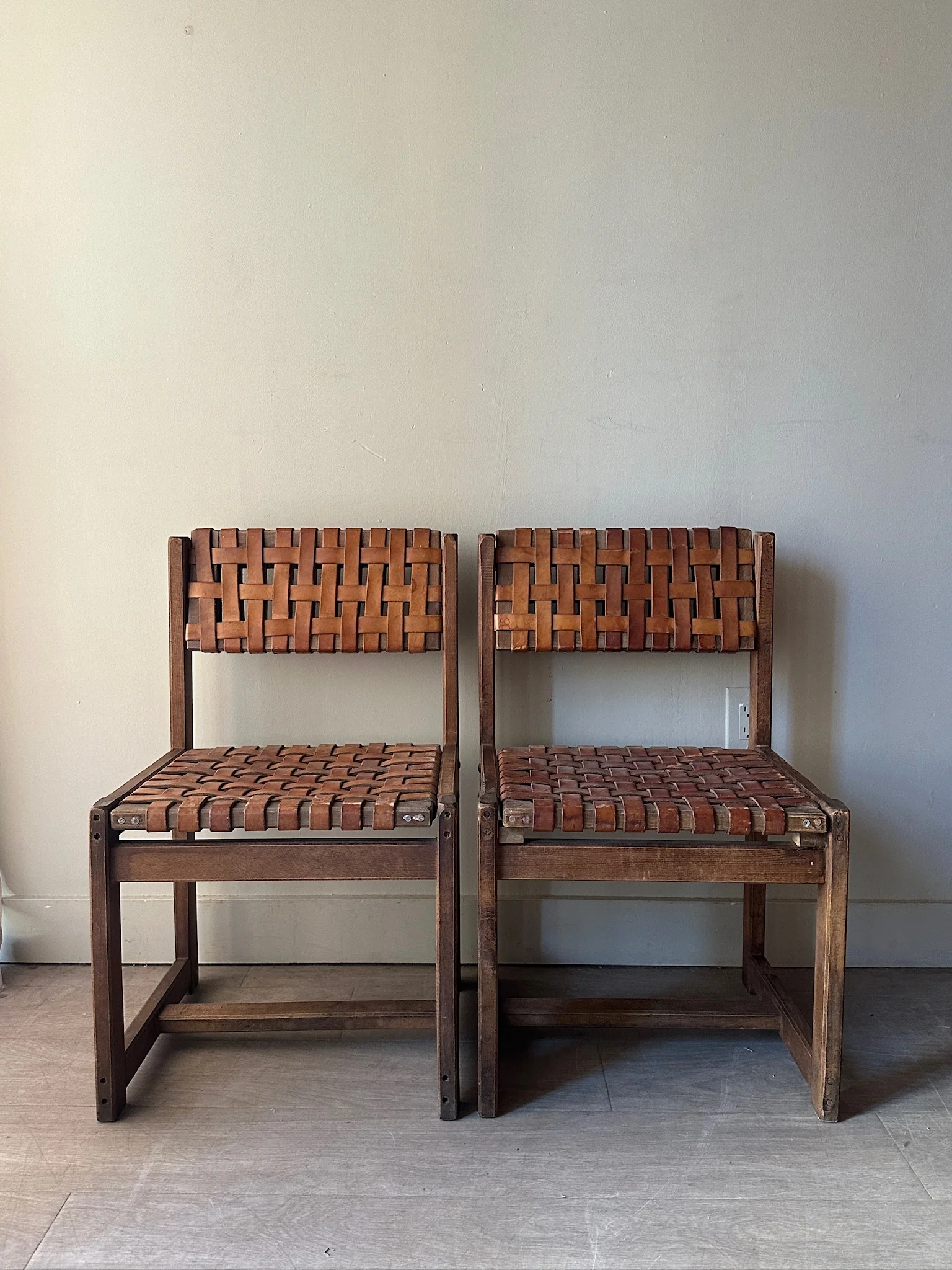 10 1970s woven leather dining chairs. Sold individually. - Image 7
