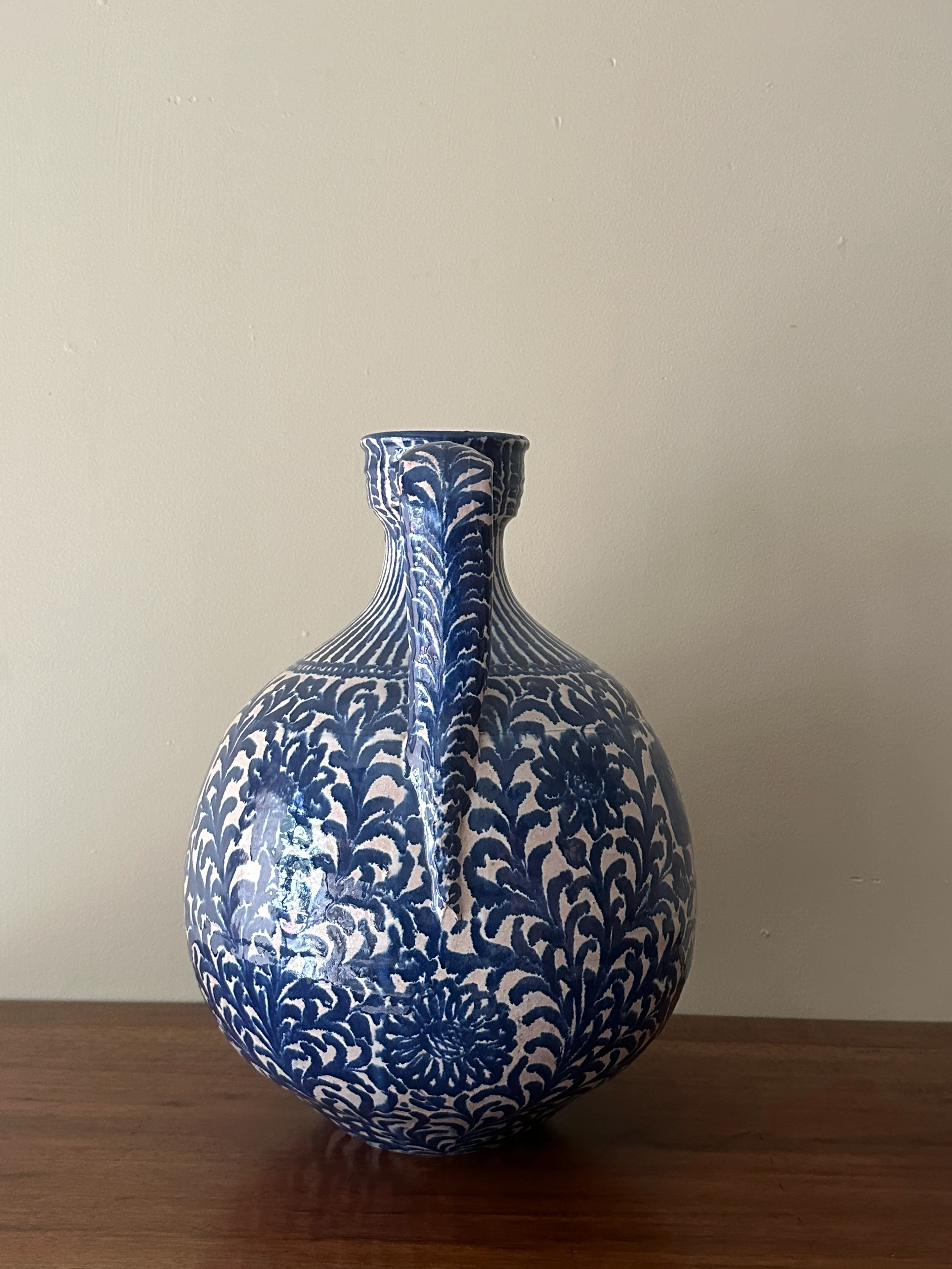 18th c. Spanish hand painted Fajalauza pitcher - Image 2