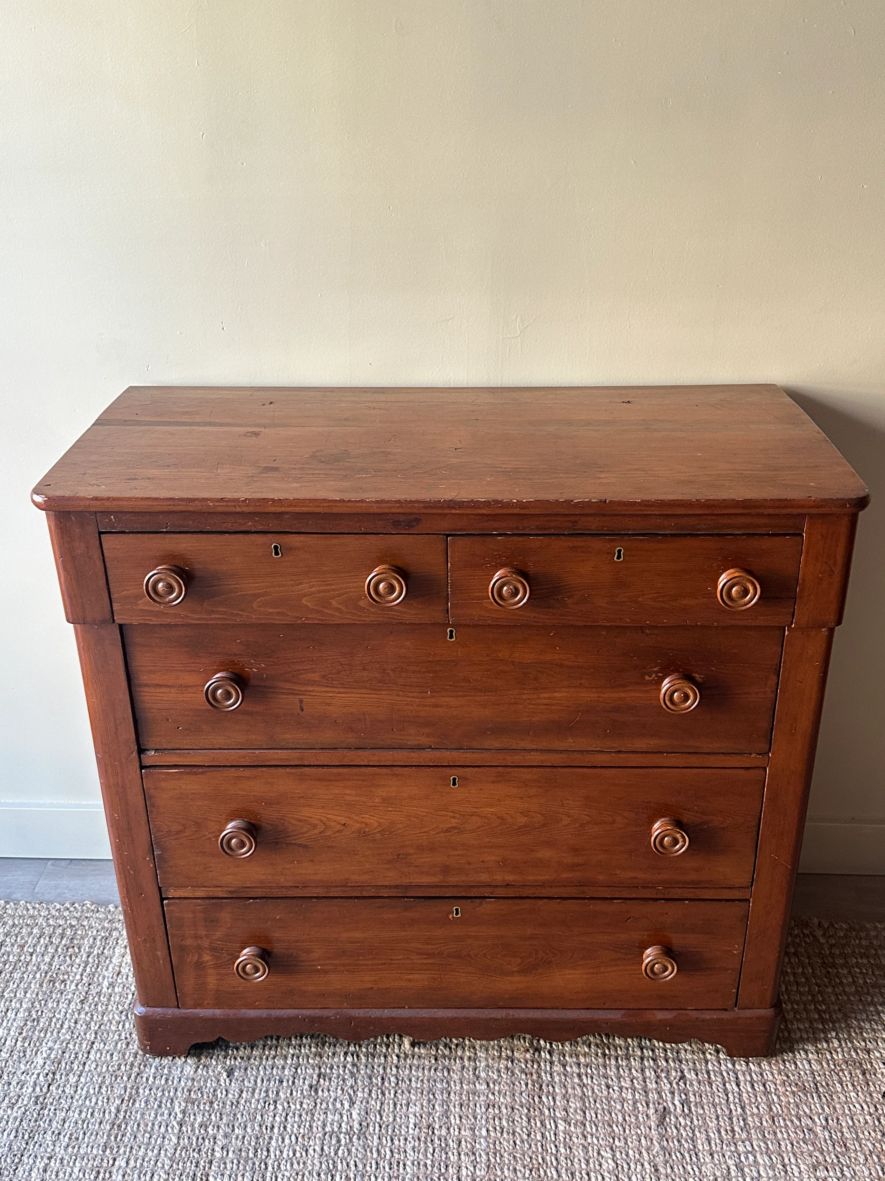 19th c. pine dresser - Image 2