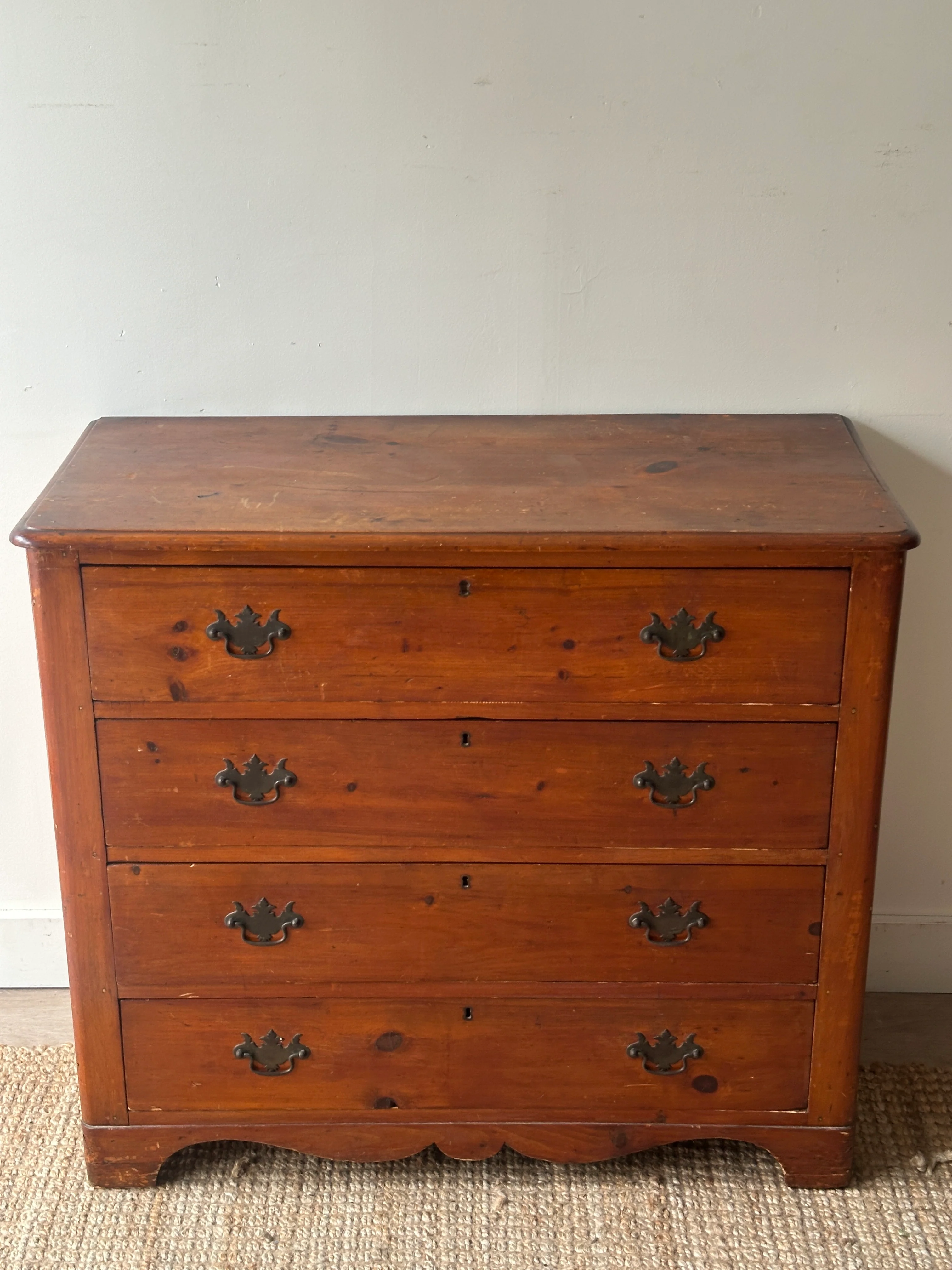 19th c. pine dresser - Image 3