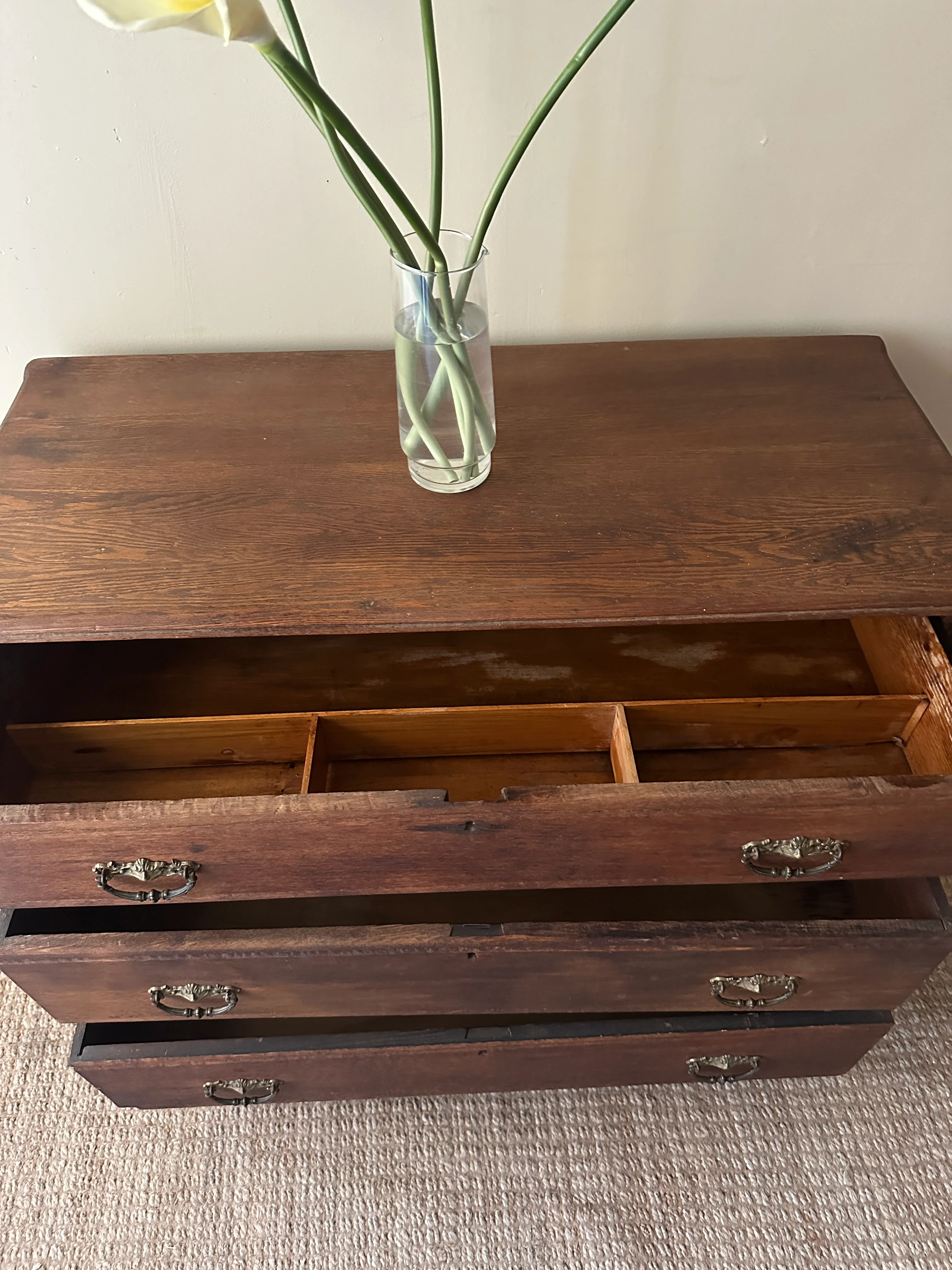 3 drawer oak dresser - Image 6