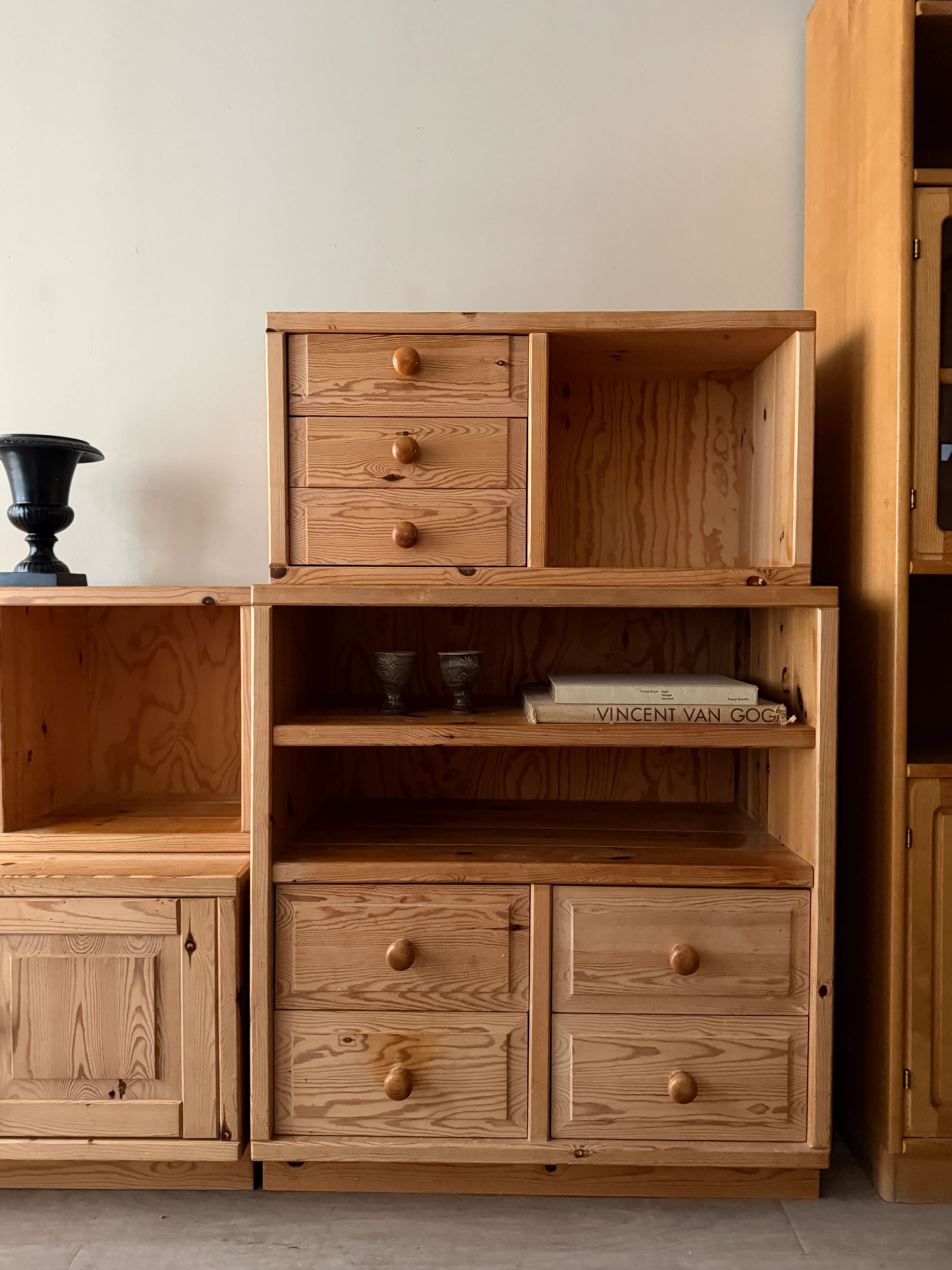 5 piece Scandinavian pine modular shelving unit - Image 4