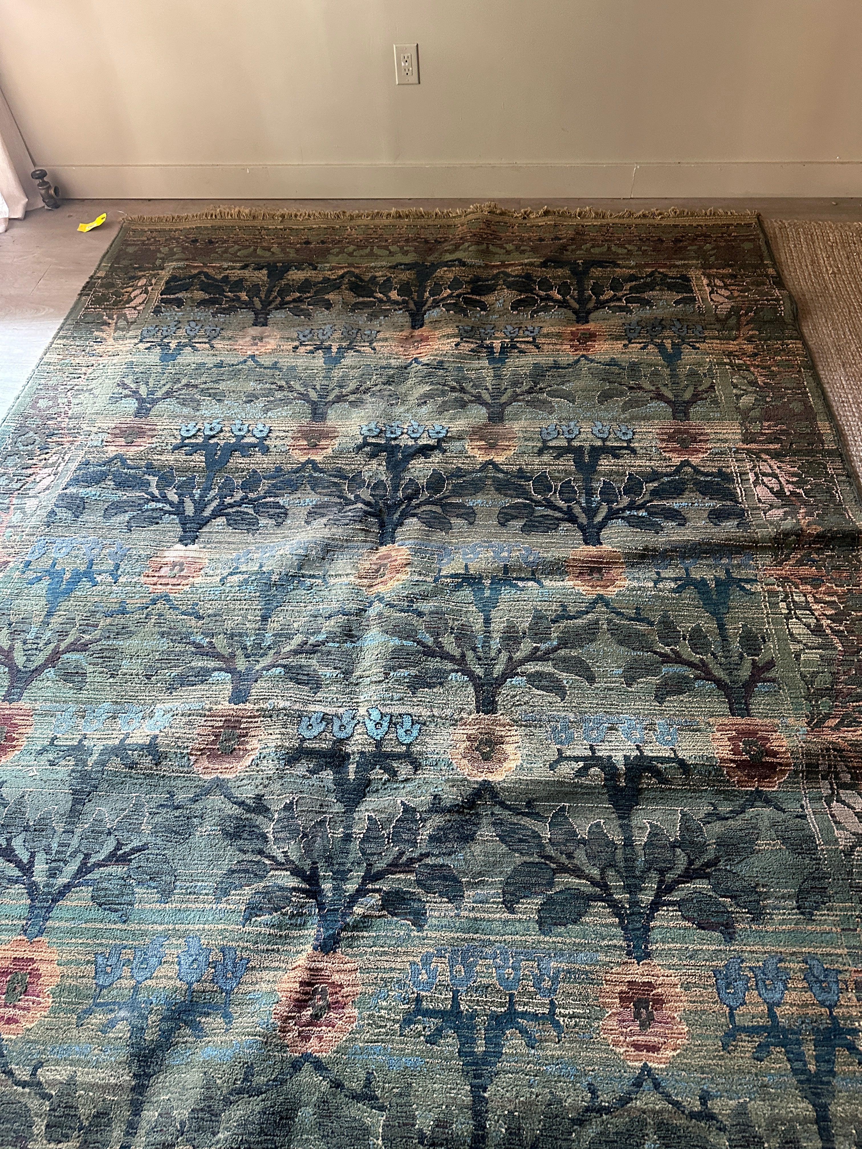 7’10” x 11’2” wool floral rug - Image 6