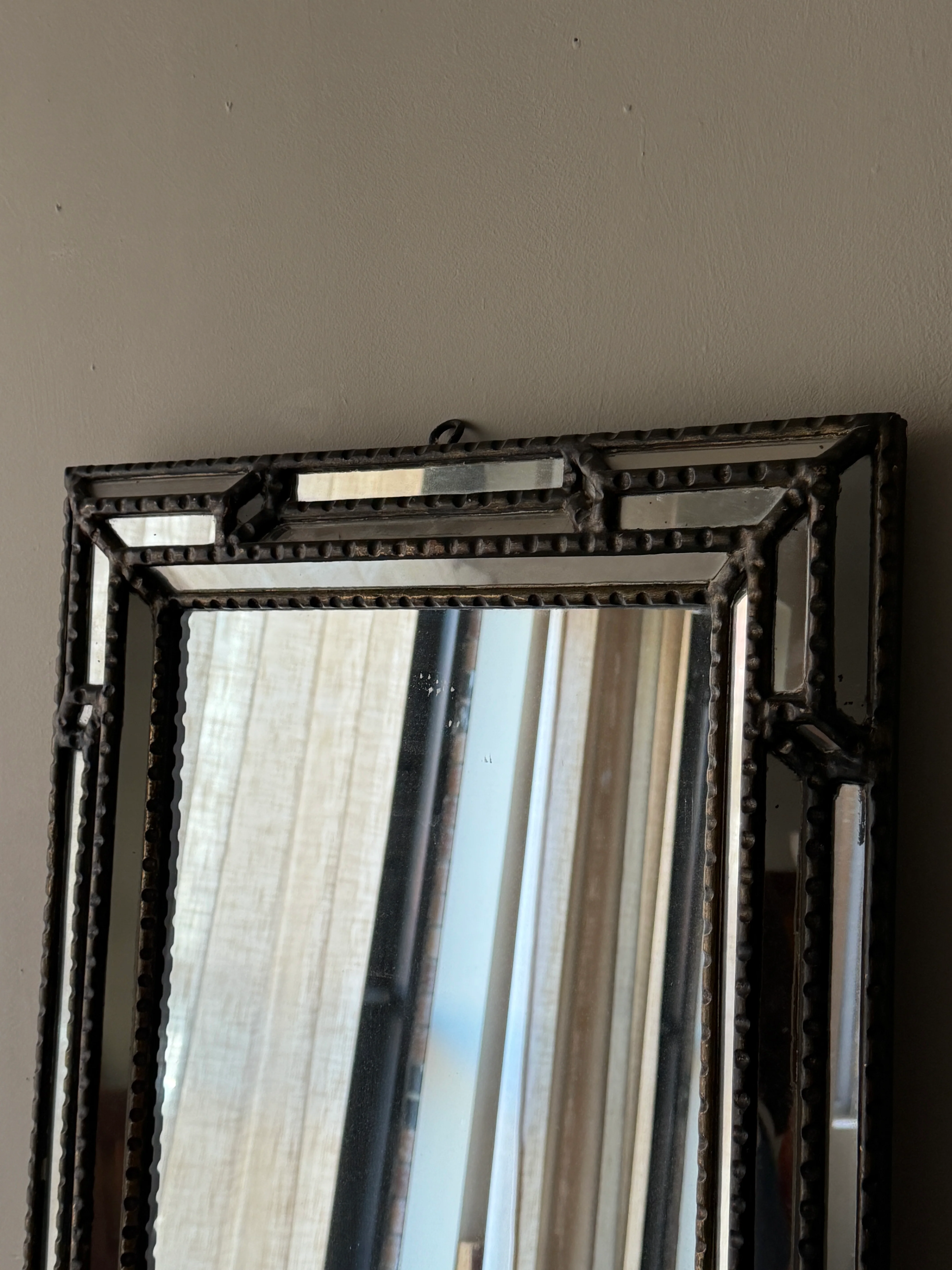 Beaded wall mirror - Image 2
