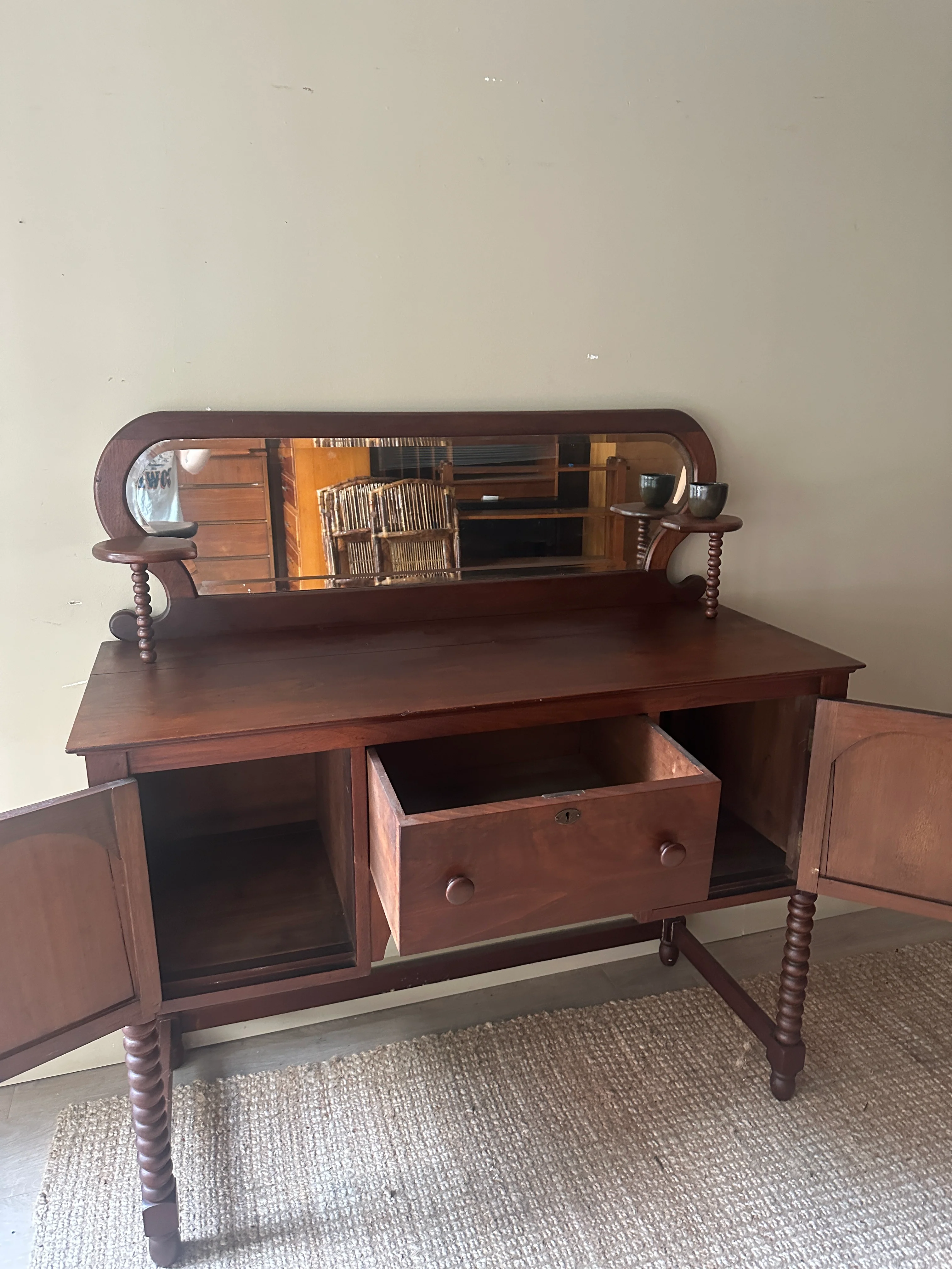 Bobbin leg pine server - Image 6