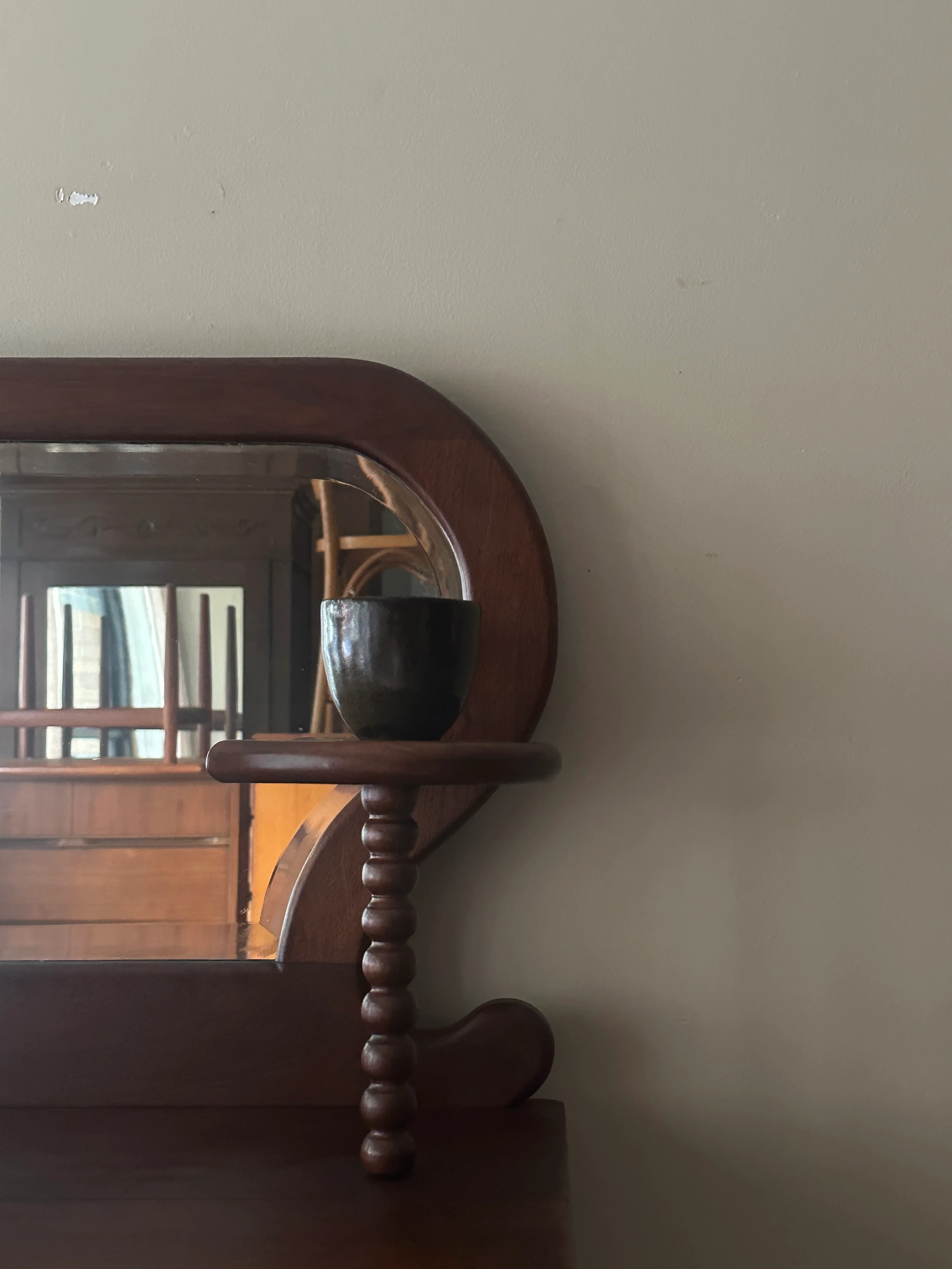 Bobbin leg pine server - Image 7