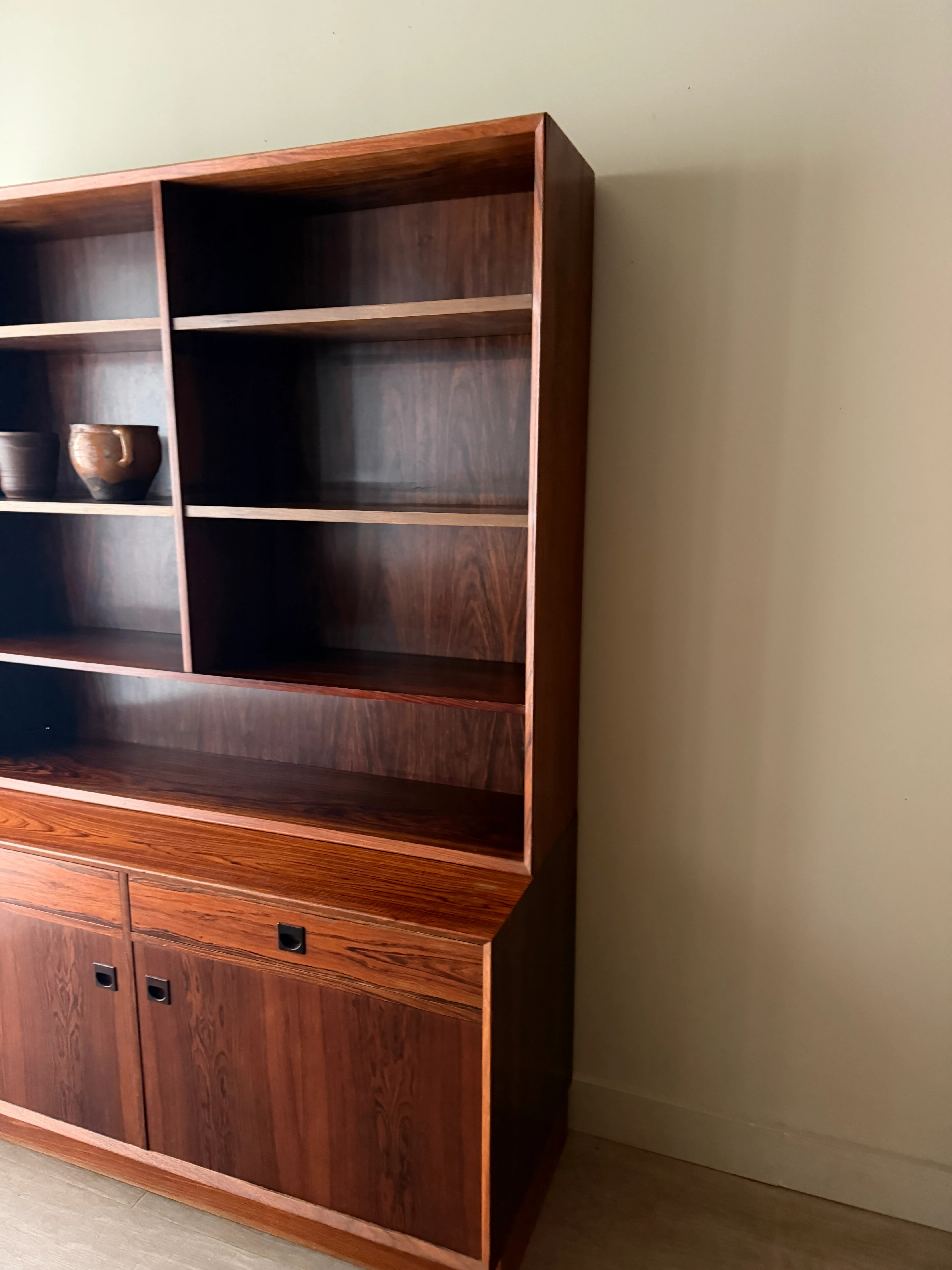 Brouer Danish rosewood hutch - Image 3