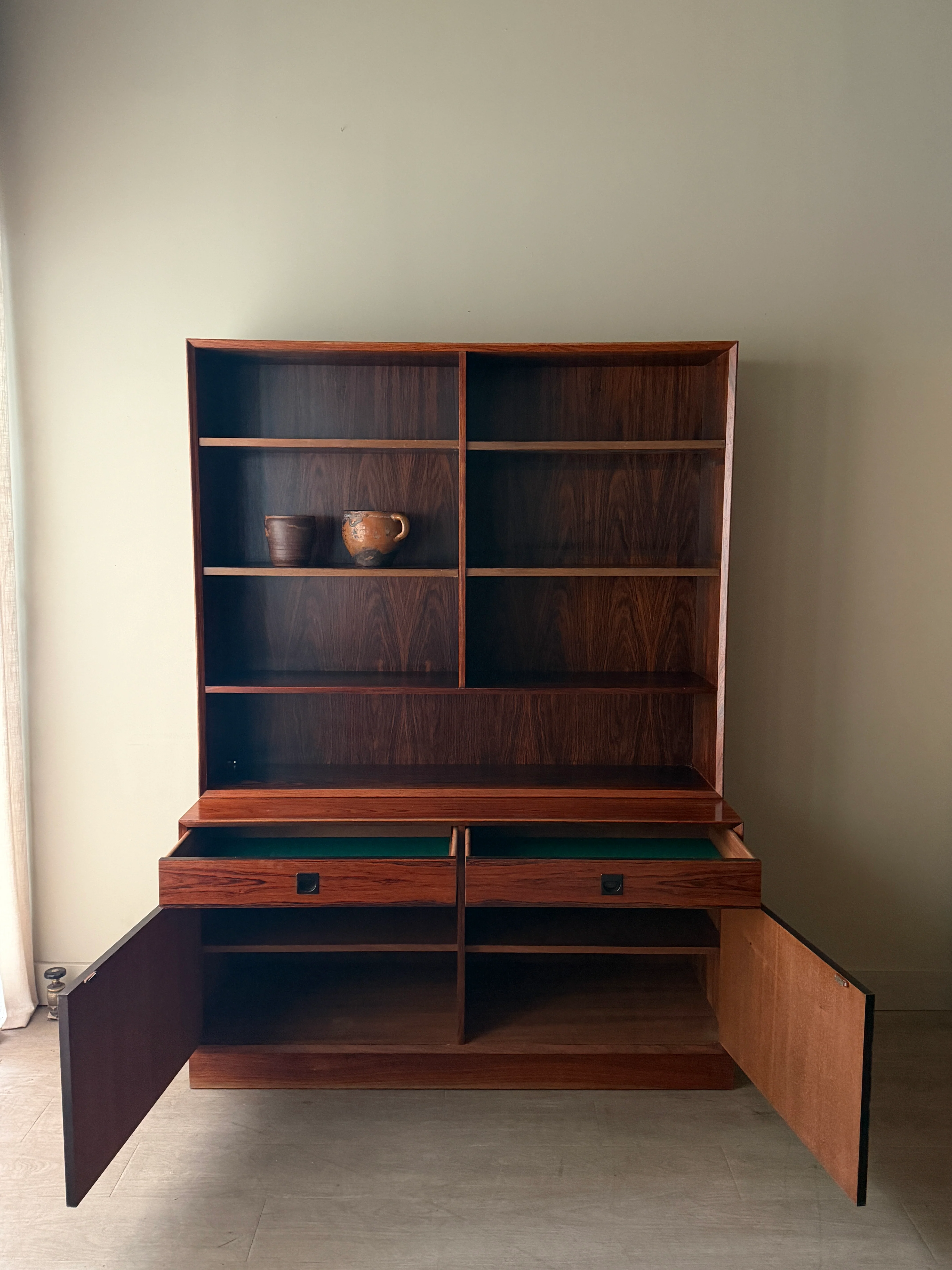 Brouer Danish rosewood hutch - Image 5