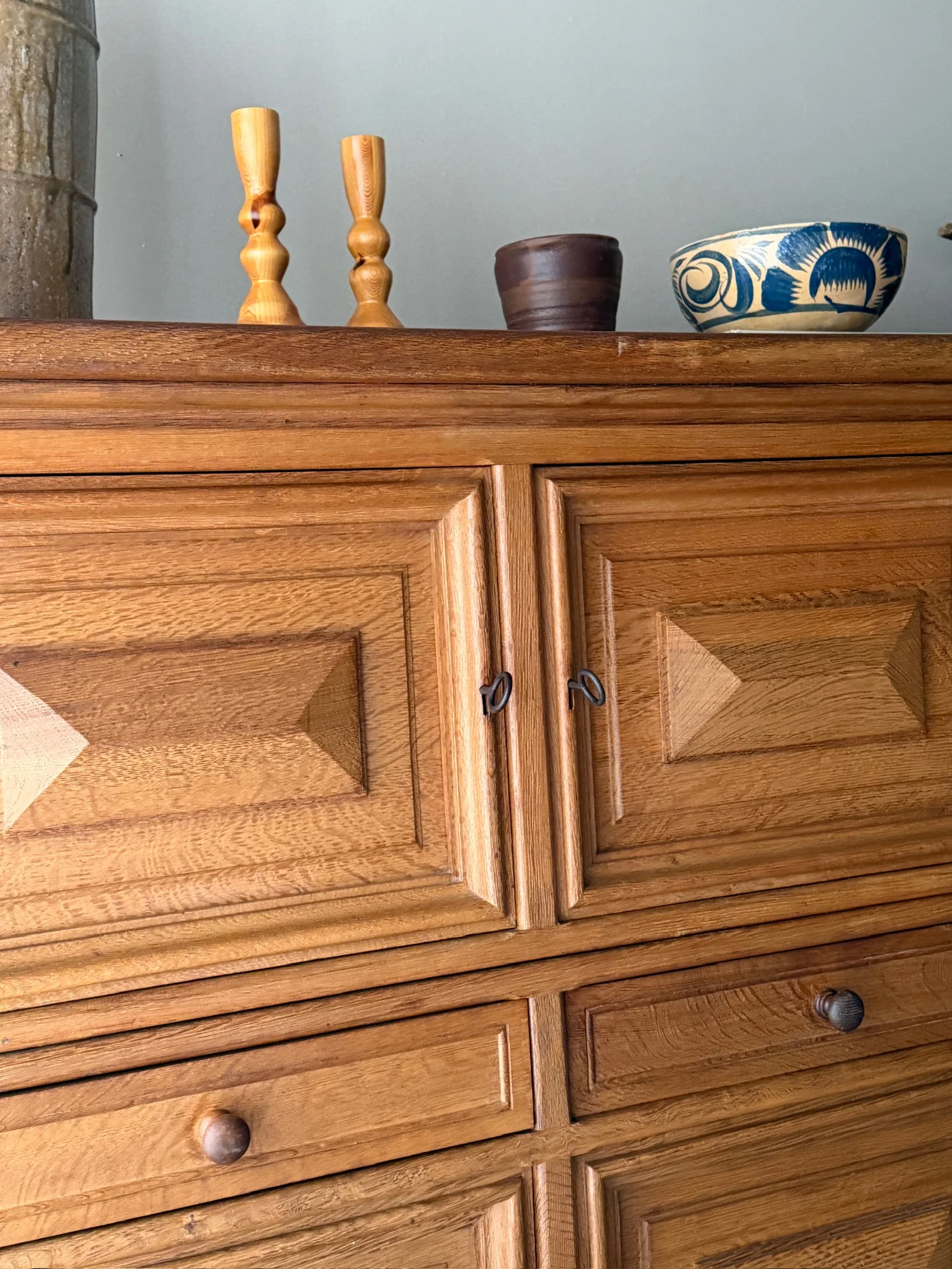Brutalist Dutch oak two piece sideboard - Image 8