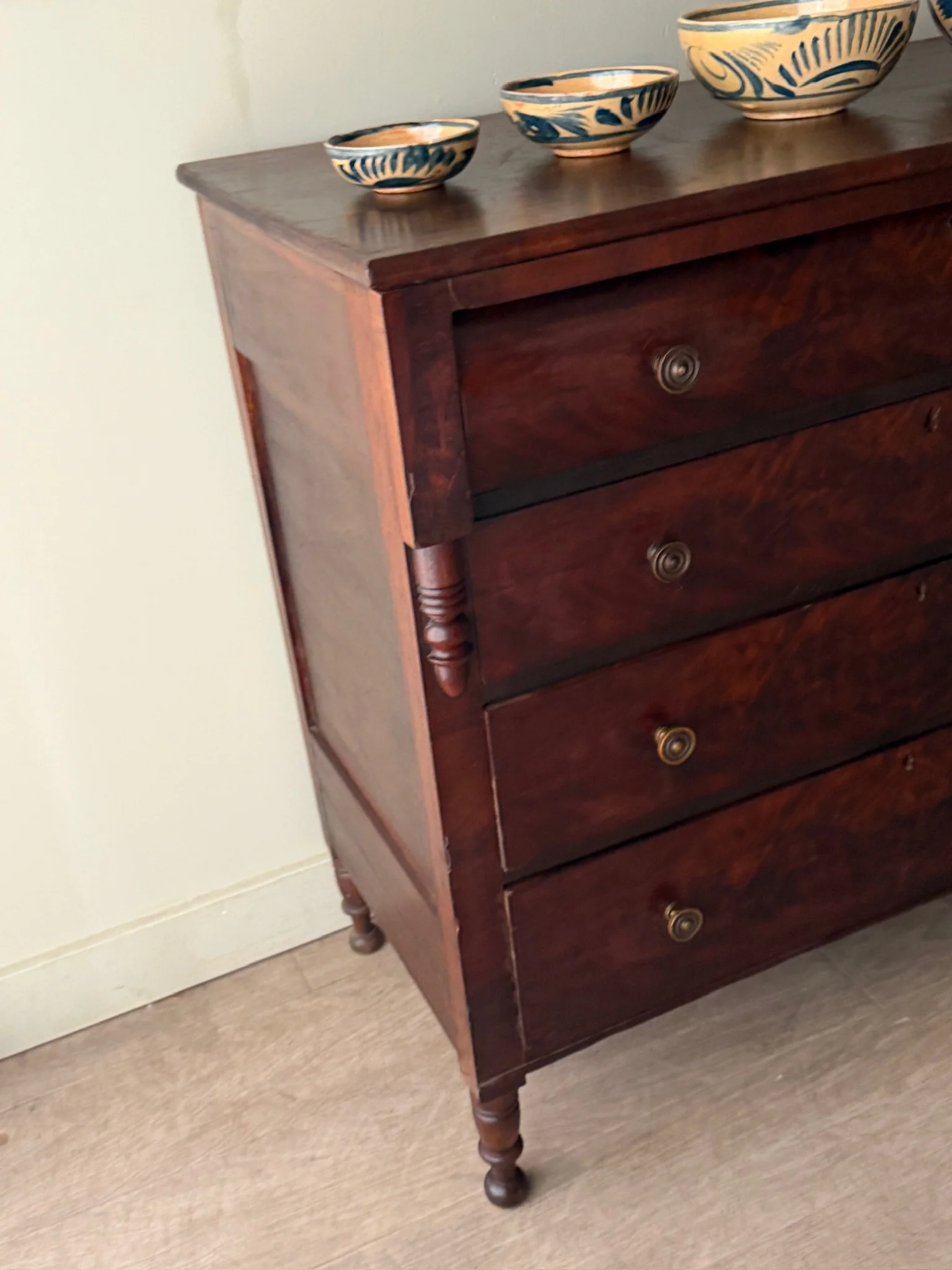 Burl mahogany dresser - Image 3