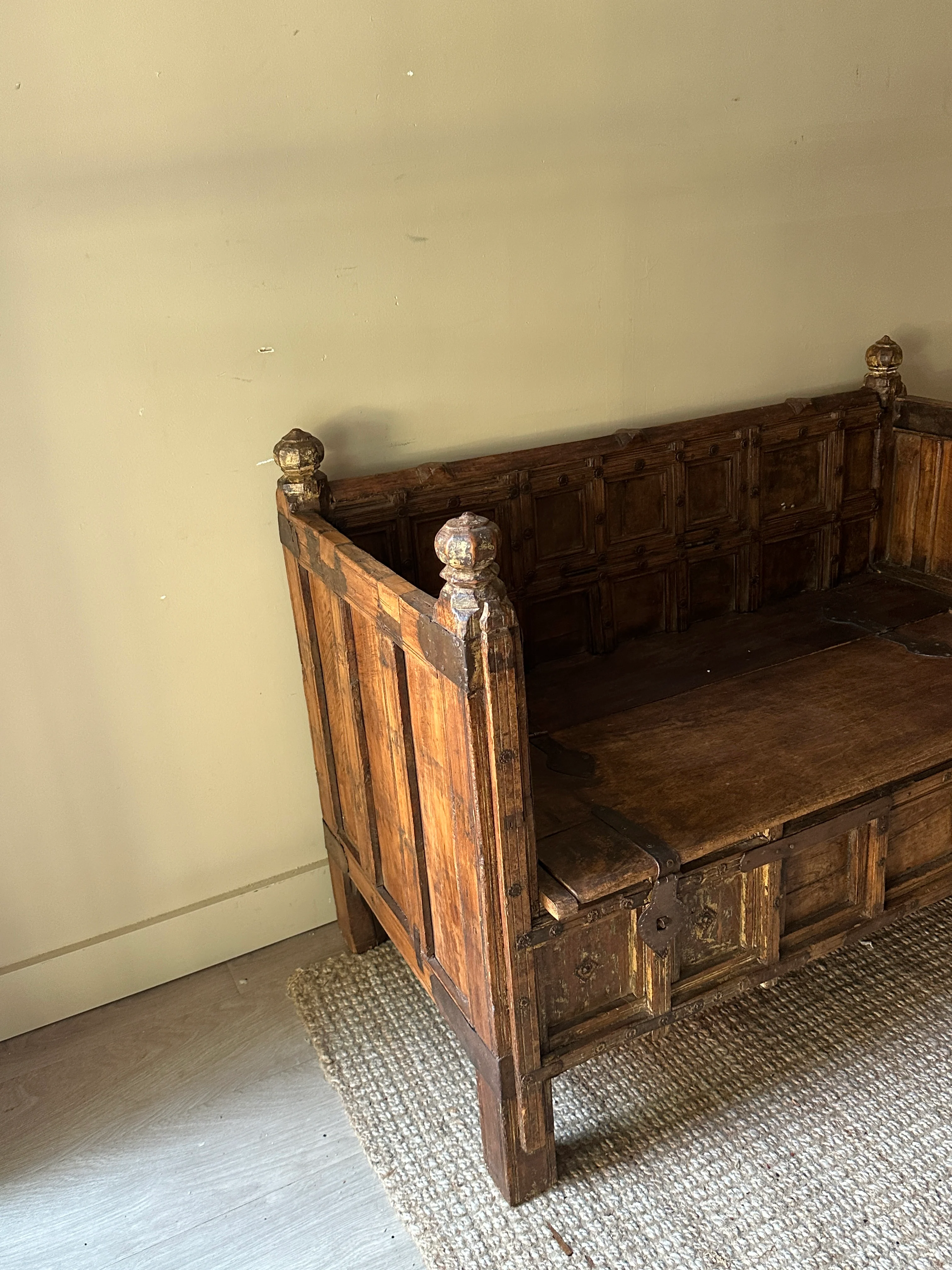 Carved bench - Image 2