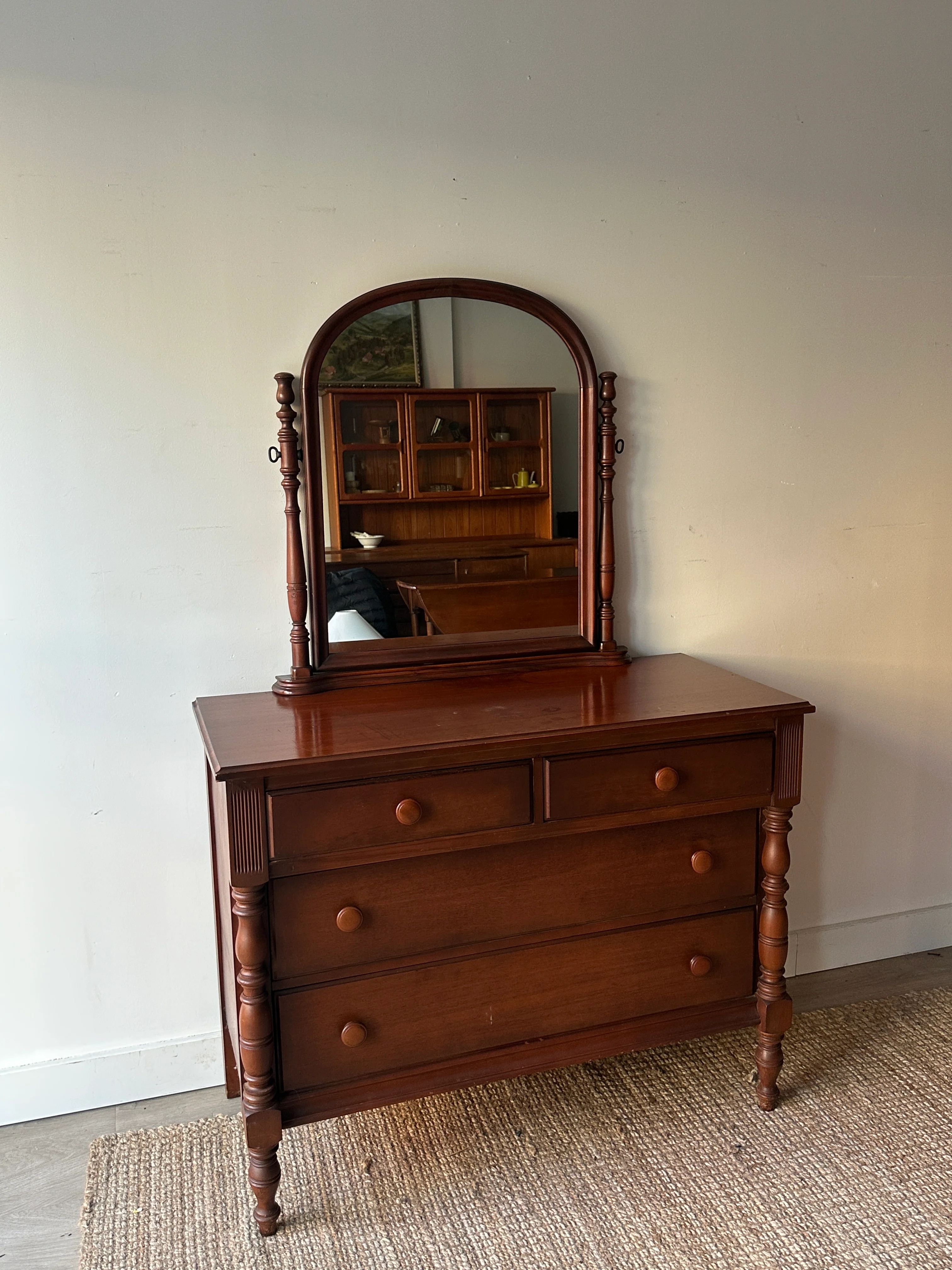 Cherry dresser w mirror - Image 2