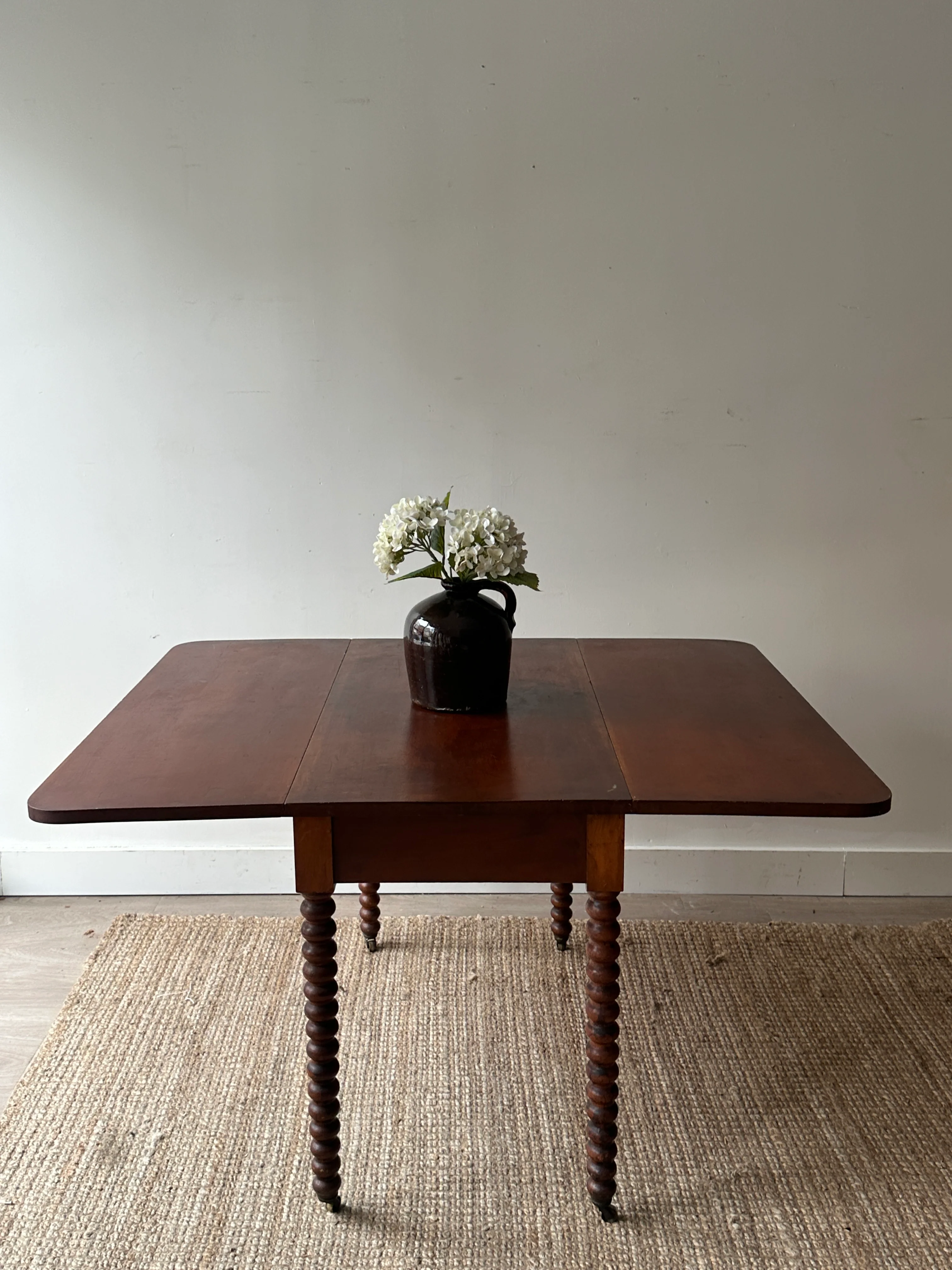 Cherry drop leaf table with bobbin legs. - Image 3