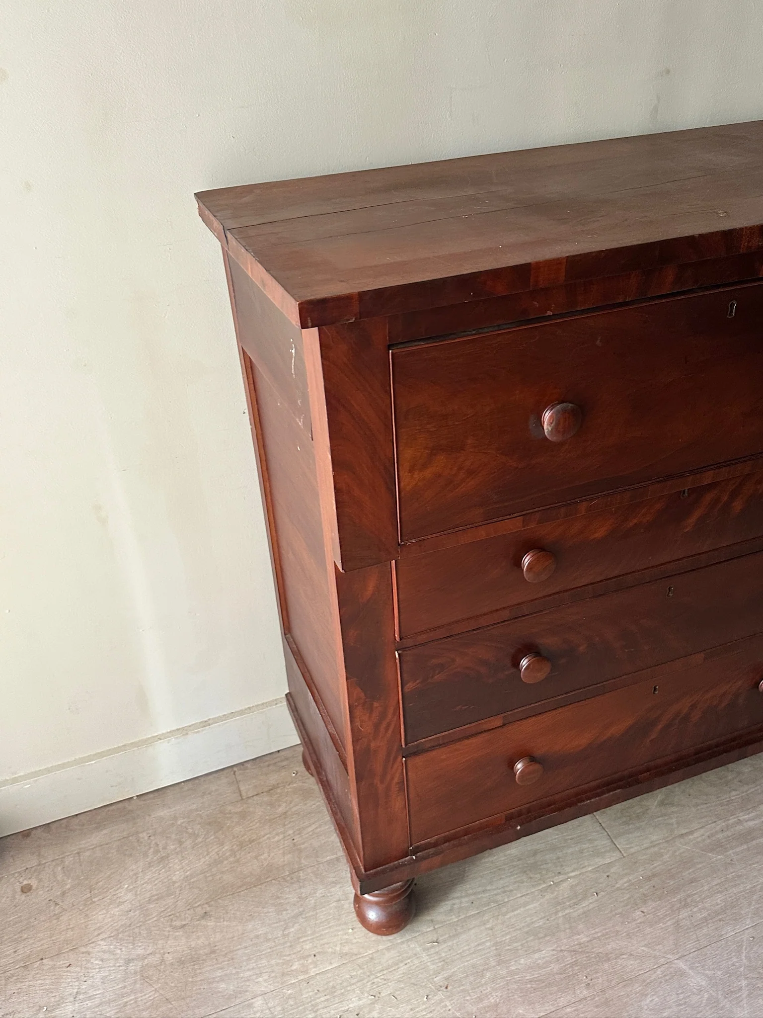 Cherry Sheraton dresser - Image 2