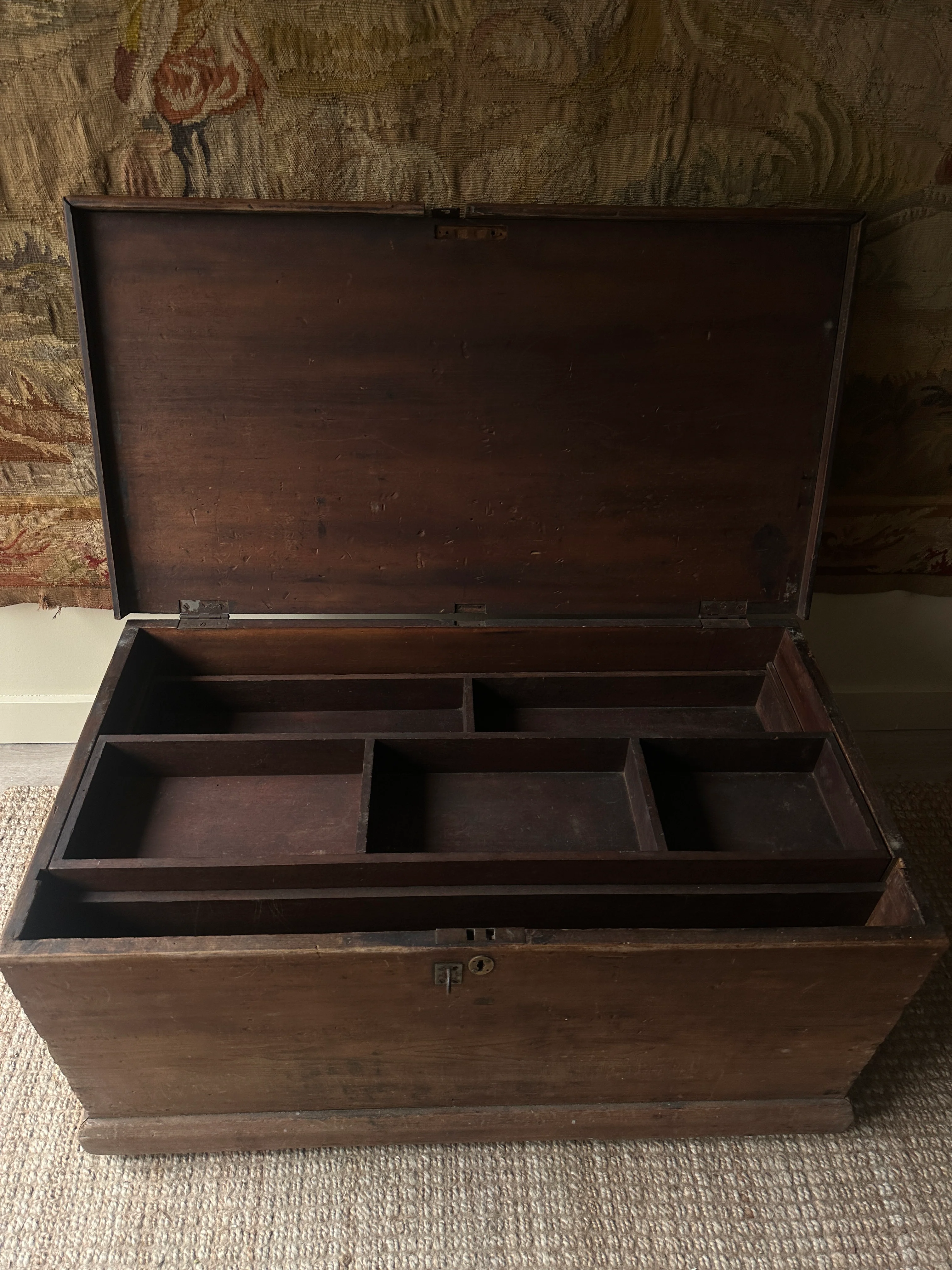Chest with sliding compartments - Image 8