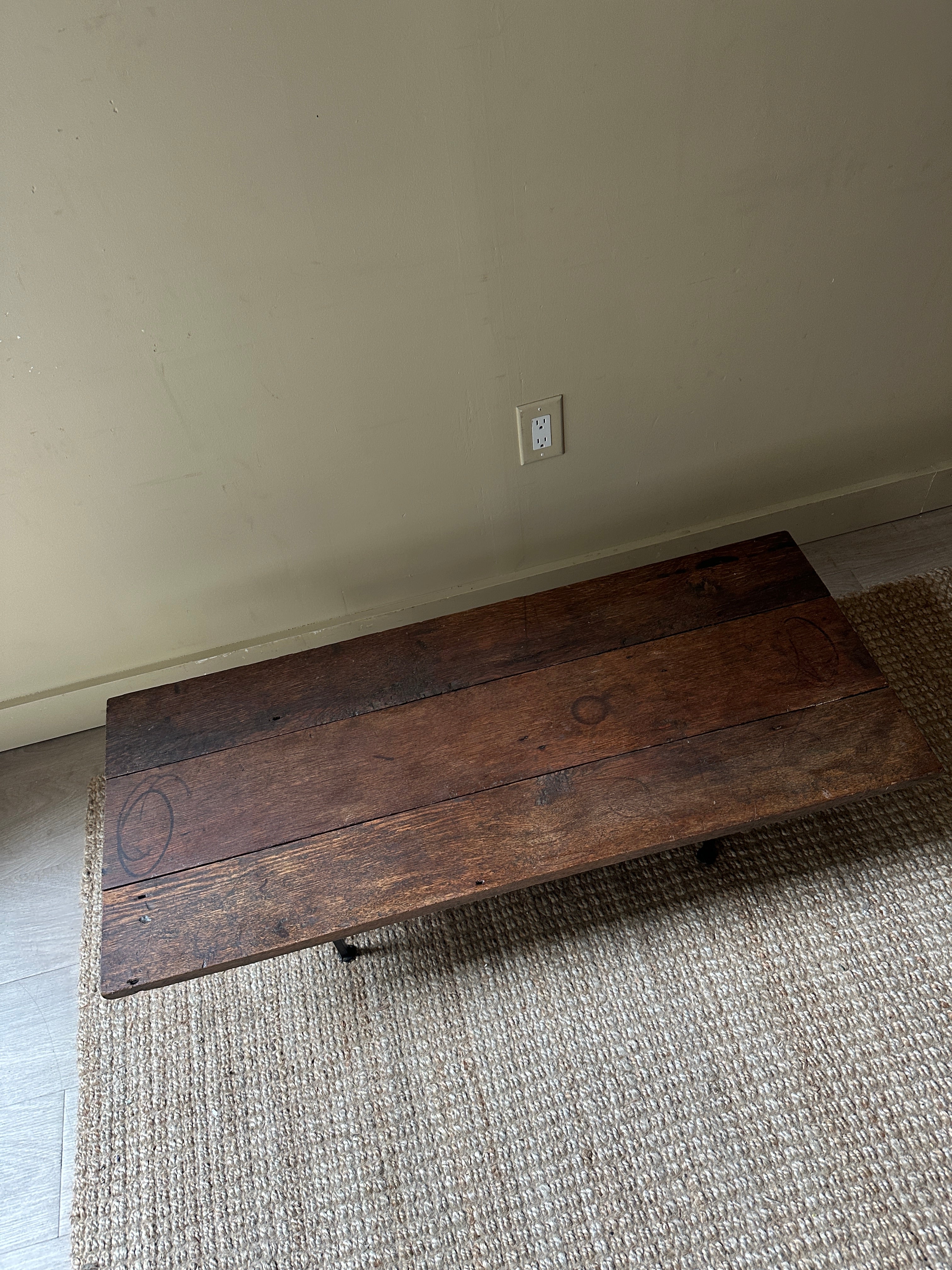 Pine coffee table - Image 5