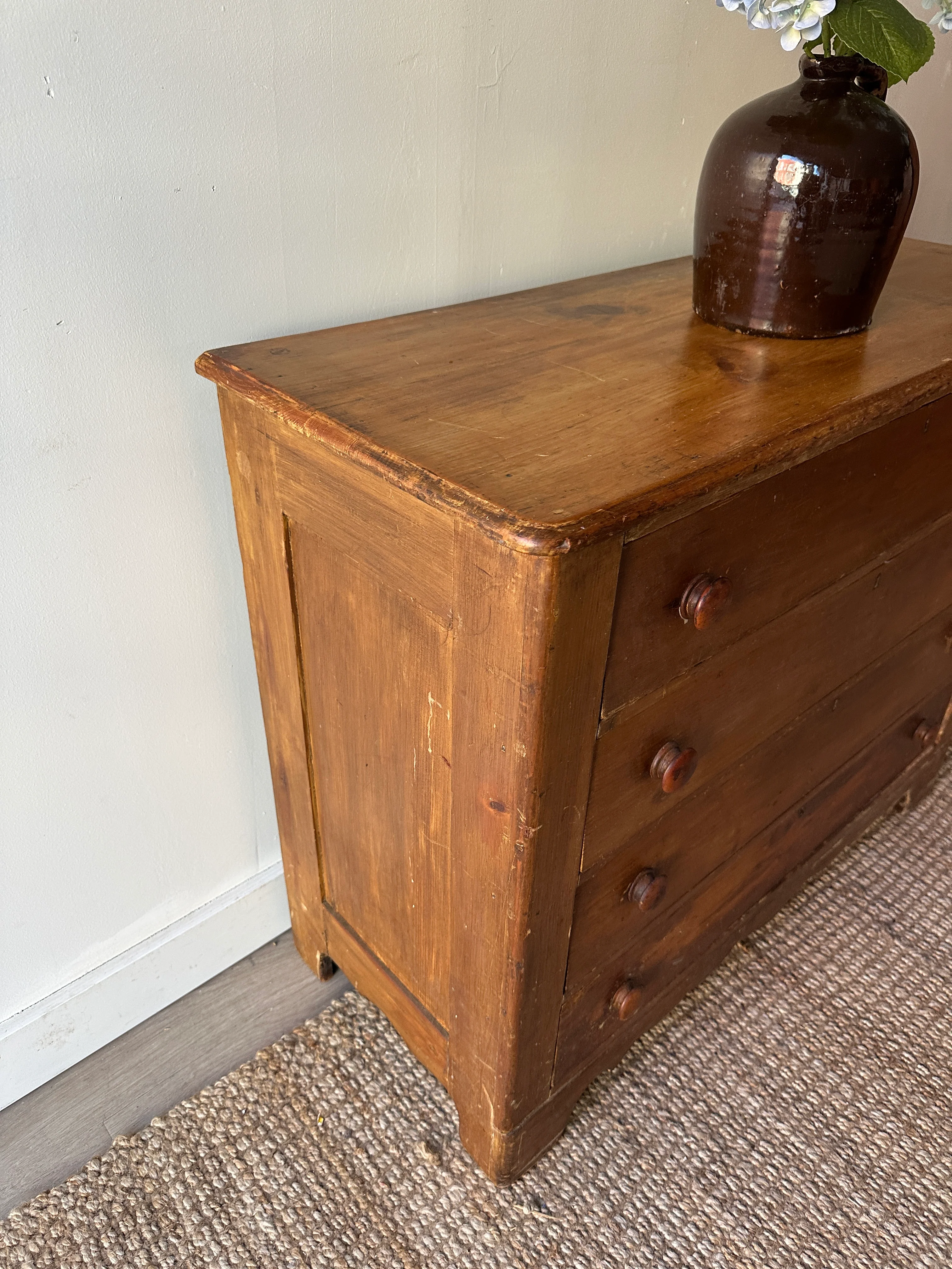 Cottage pine dresser - Image 2