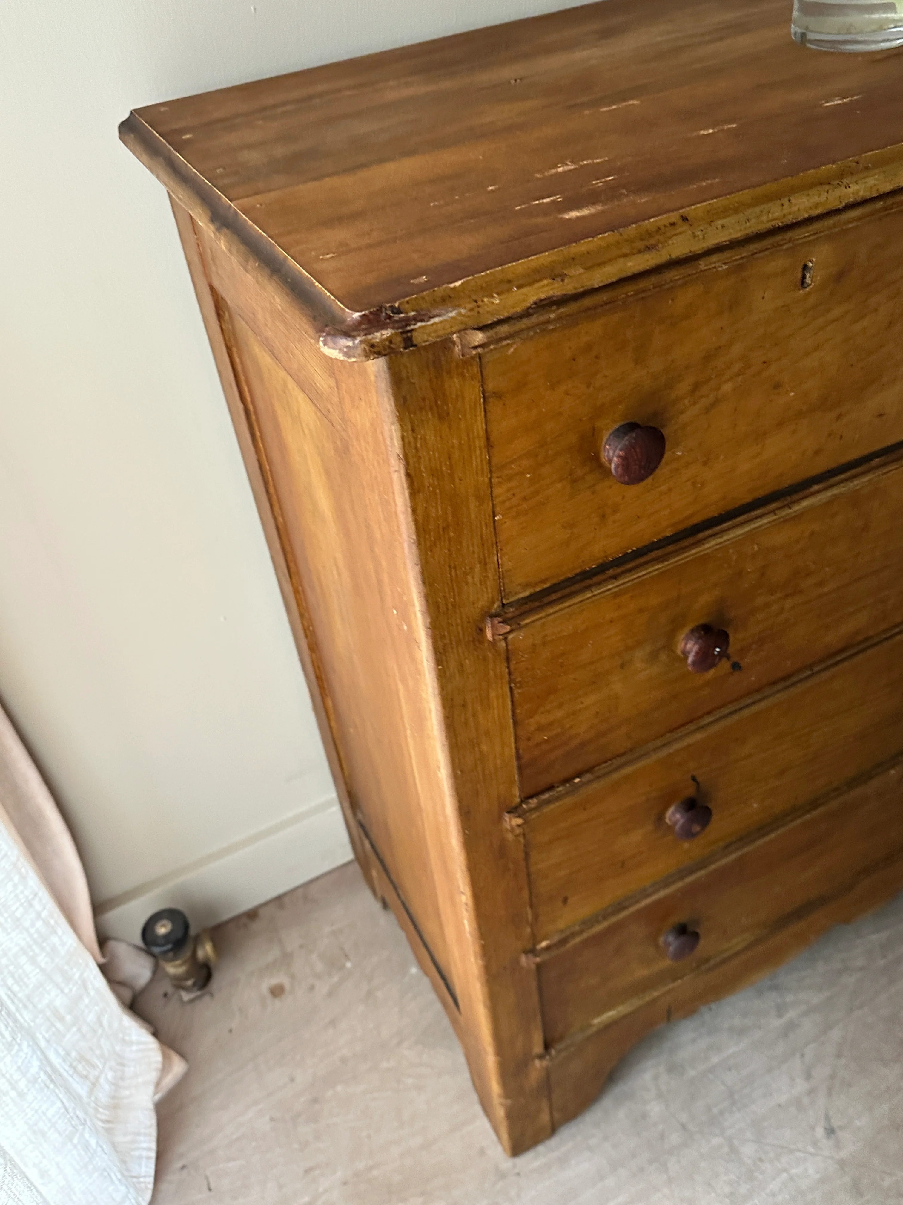 Cottage pine dresser - Image 3