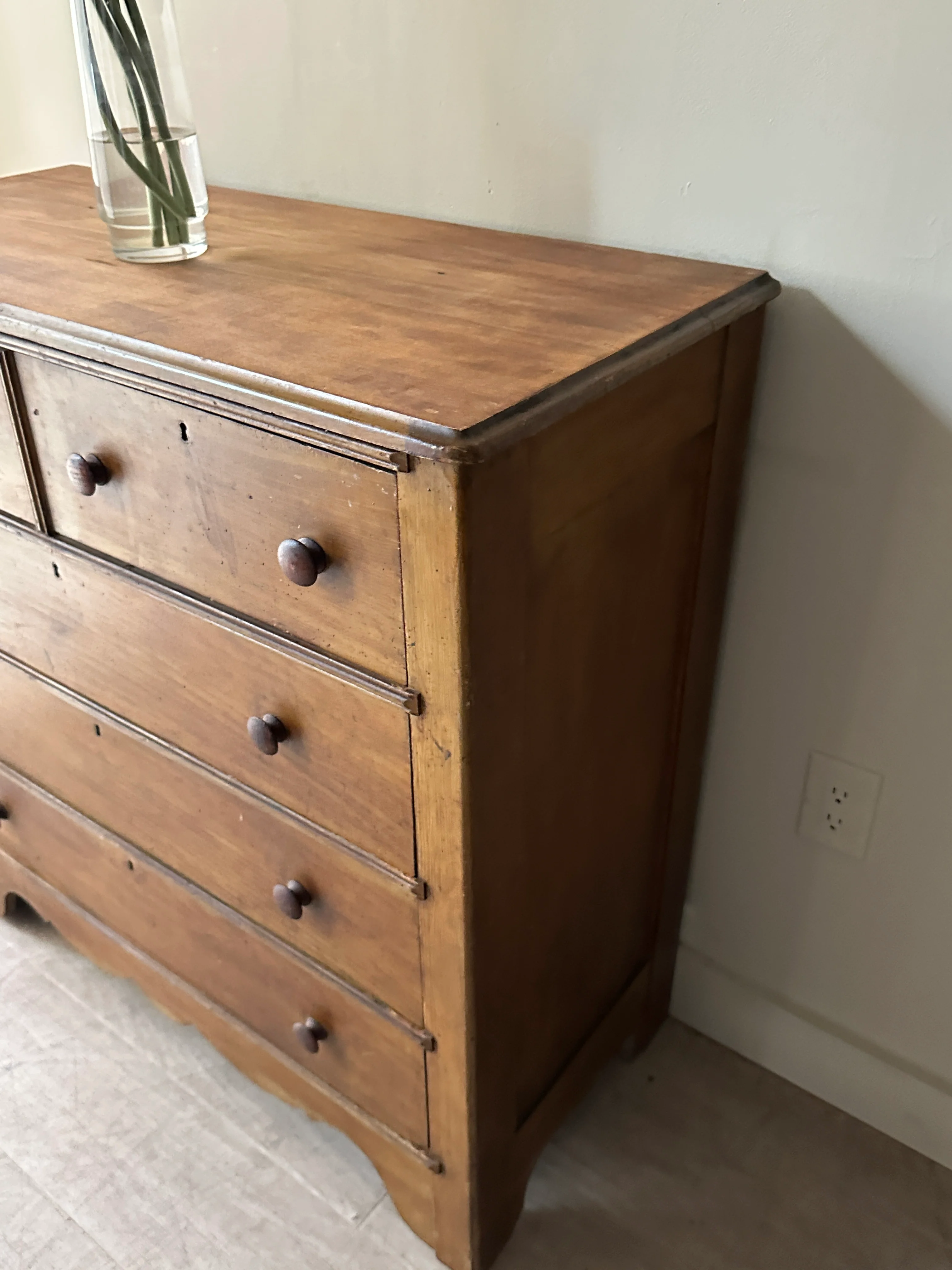Cottage pine dresser - Image 4