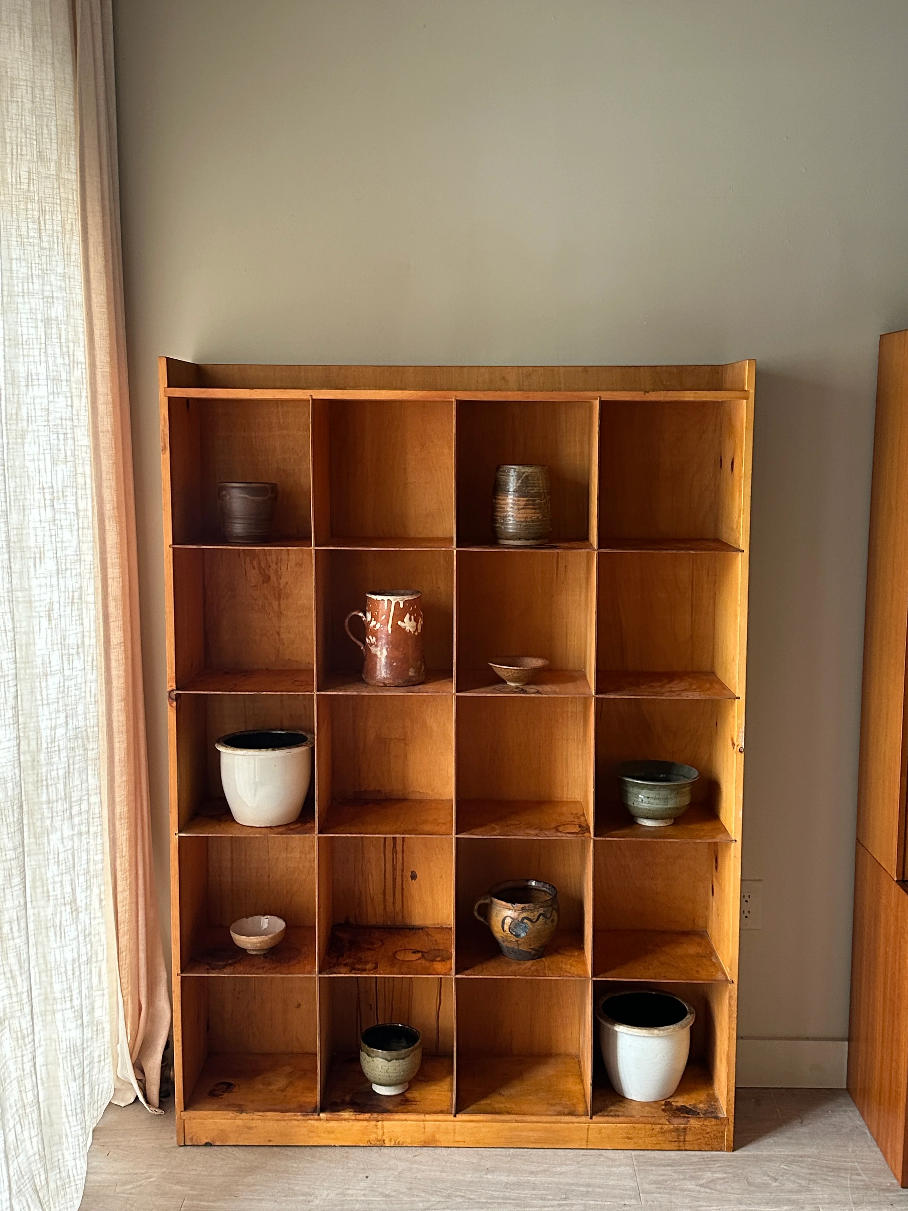 Cubby bookshelf - Image 4