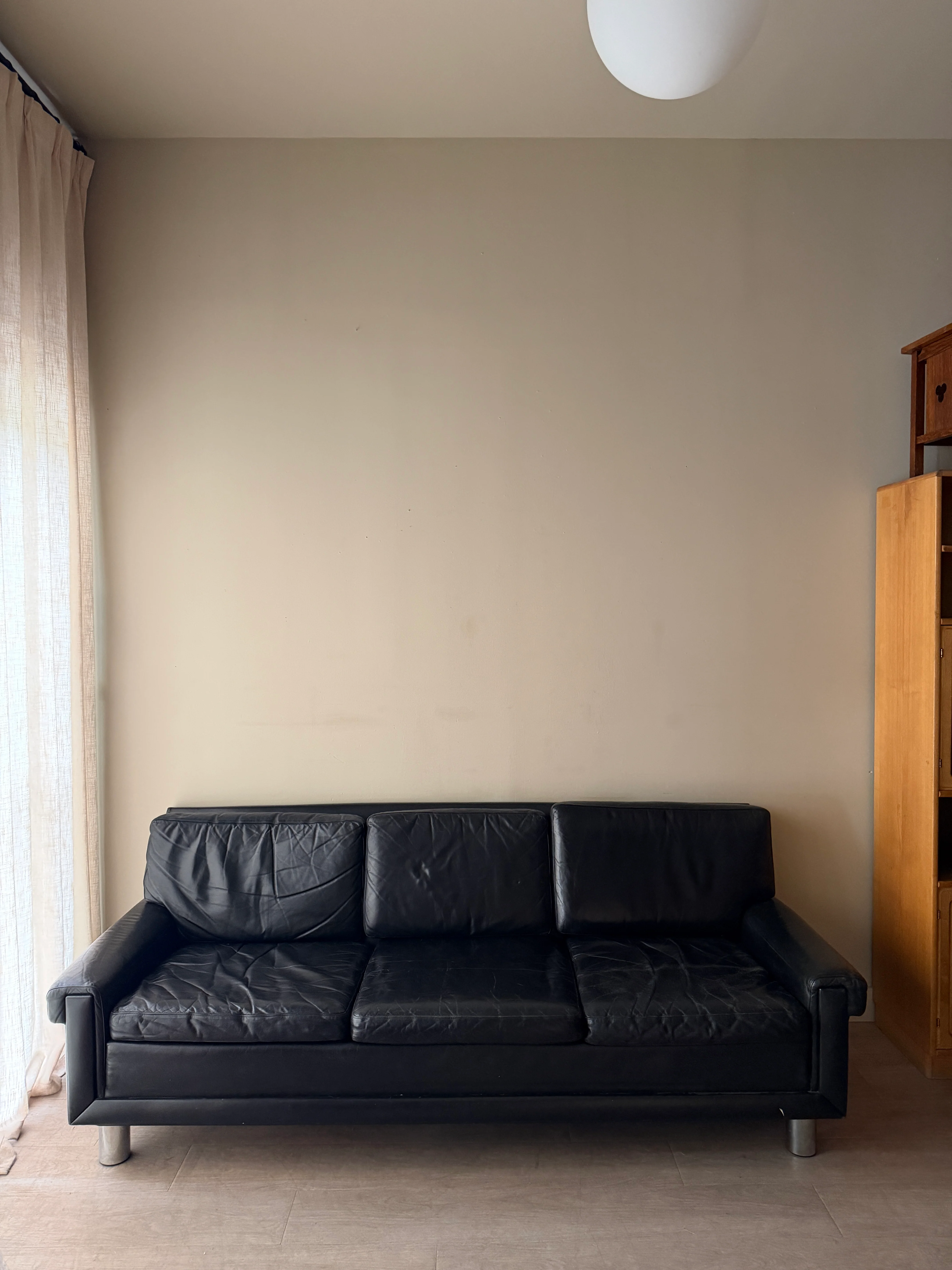 Danish black leather sofa - Image 2