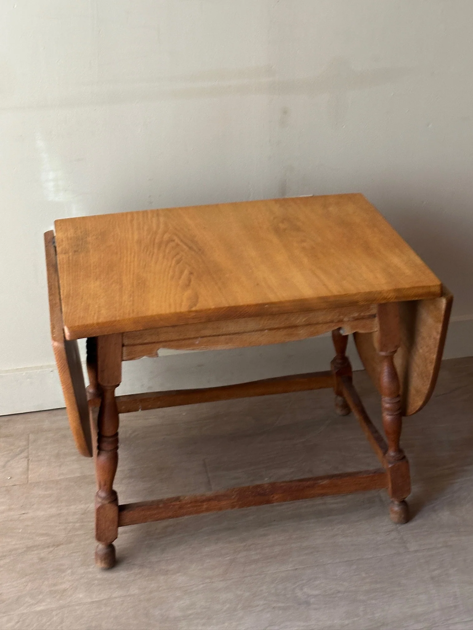 Henning Kjaernulf drop leaf side table - Image 2