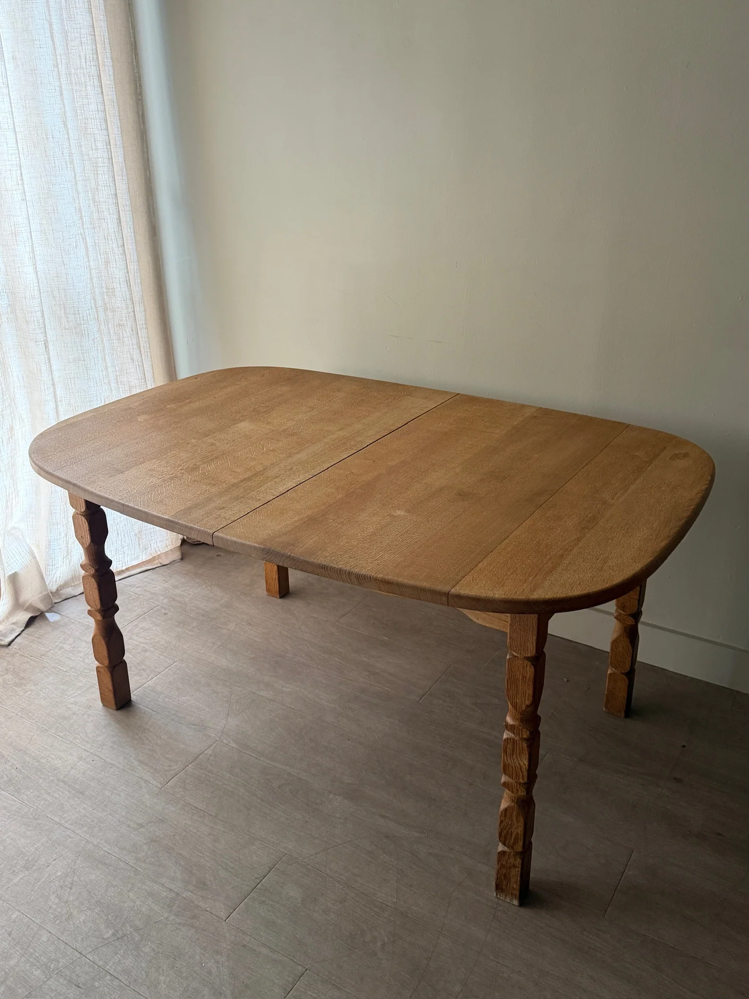 Danish oak dining table with extensions - Image 2