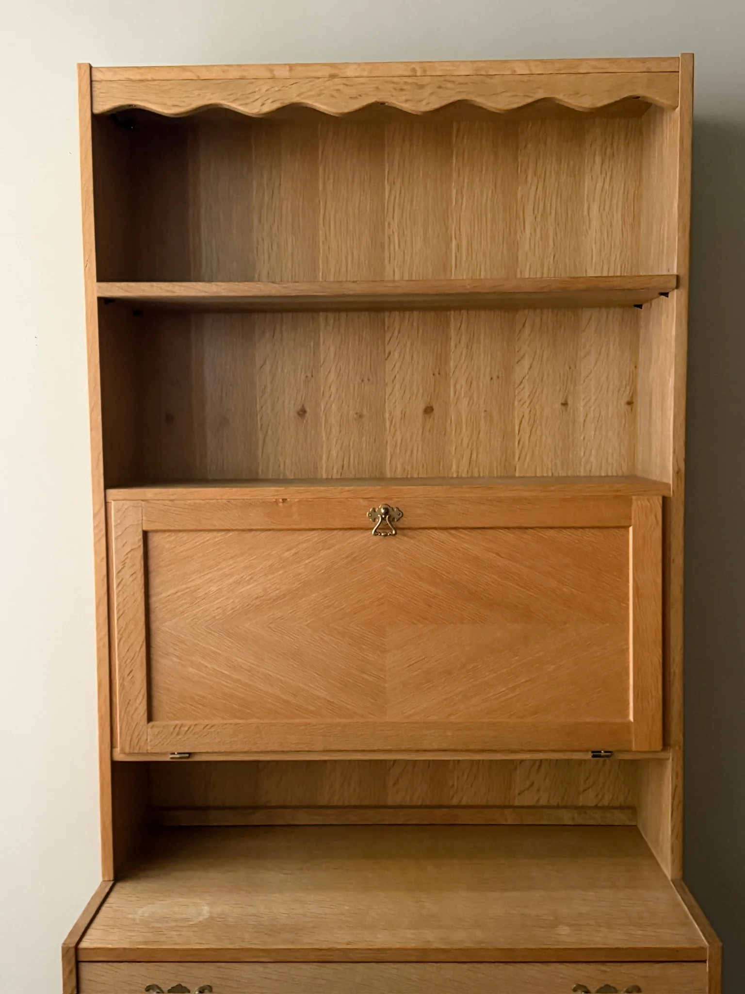 Danish oak secretary hutch - Image 2