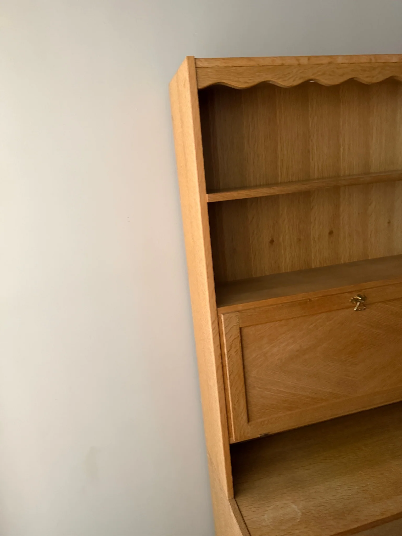 Danish oak secretary hutch - Image 4