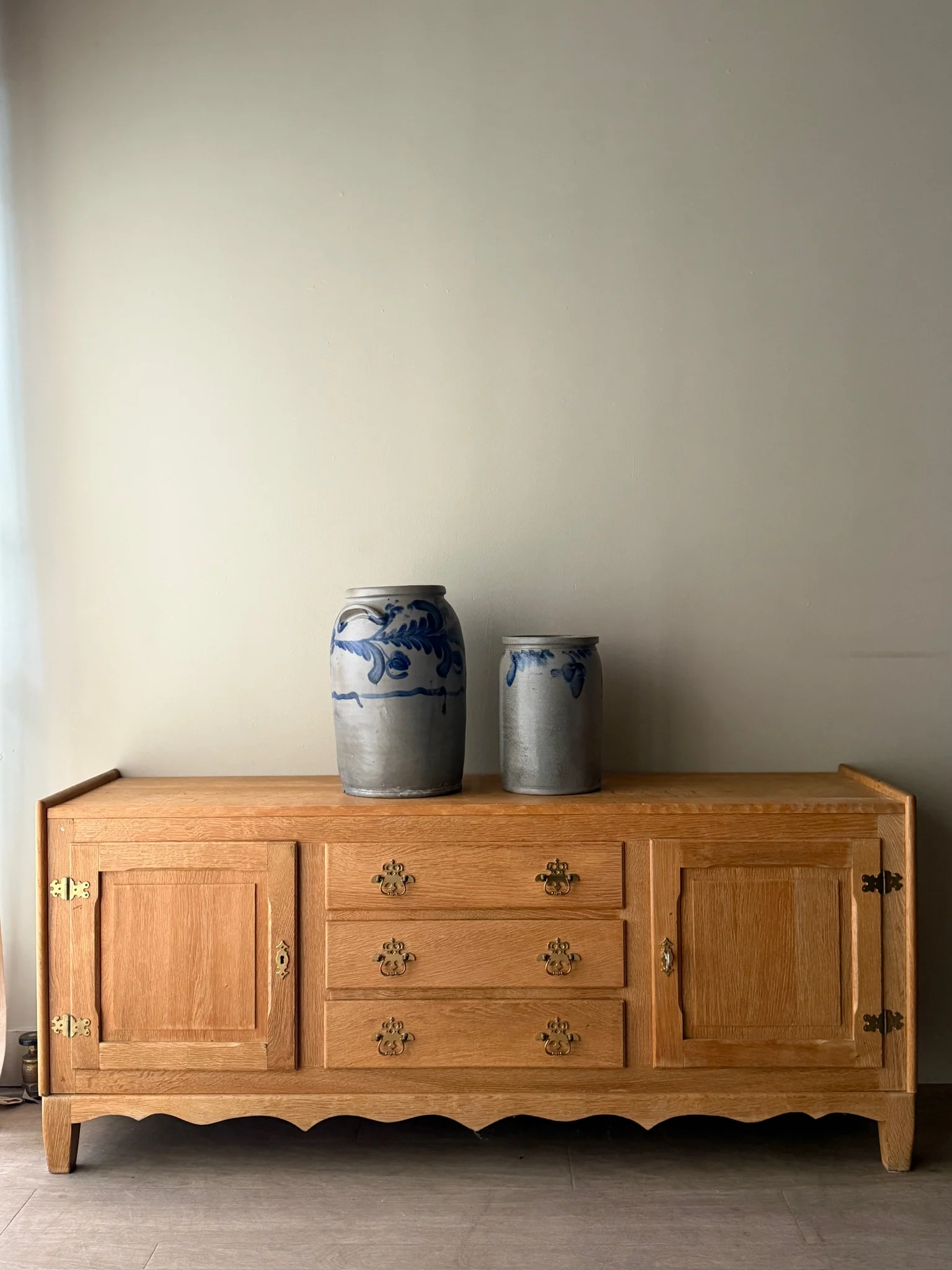 Danish oak sideboard - Image 2