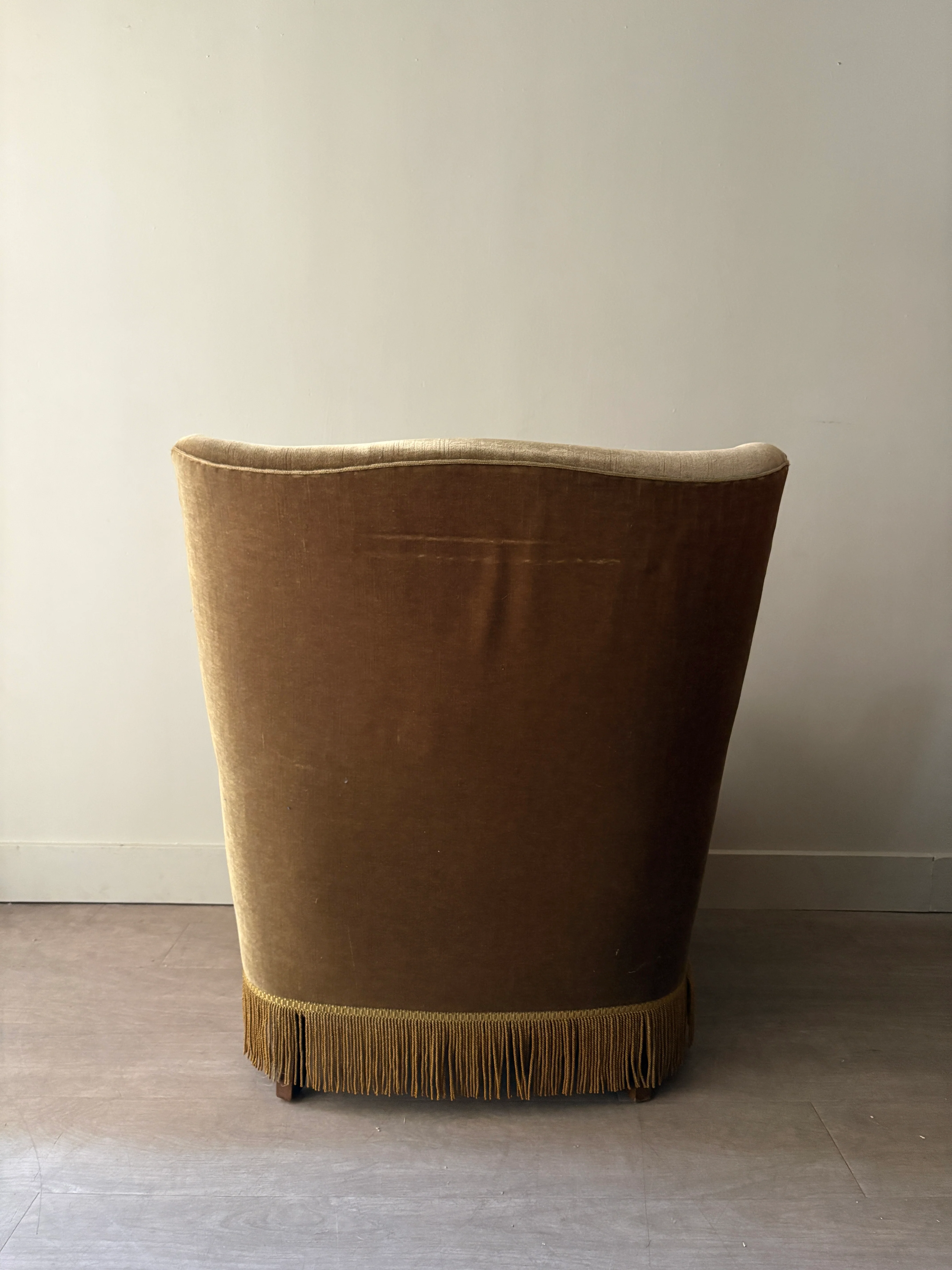 Danish olive mohair lounge chair - Image 4