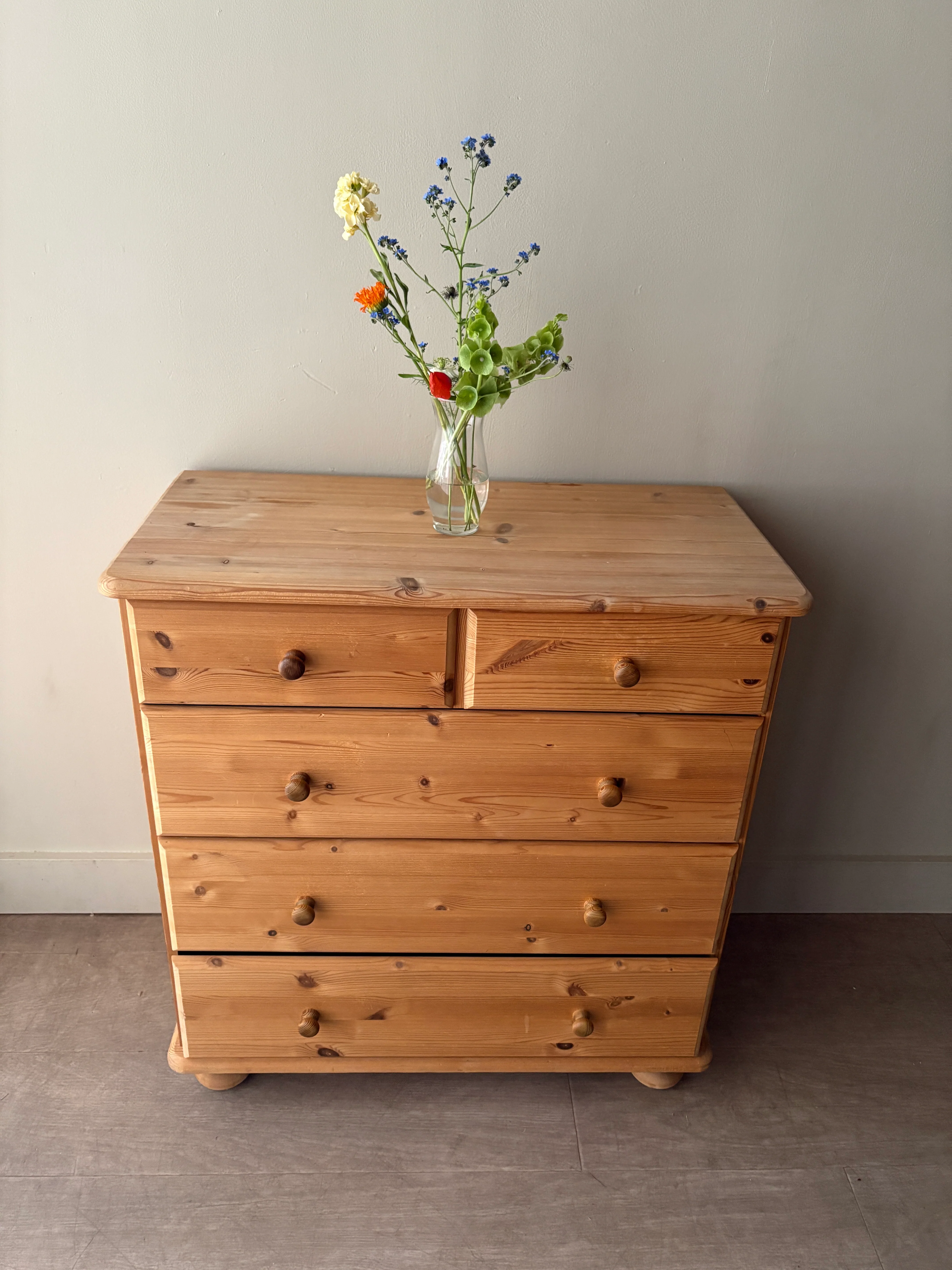 Danish pine dresser - Image 2