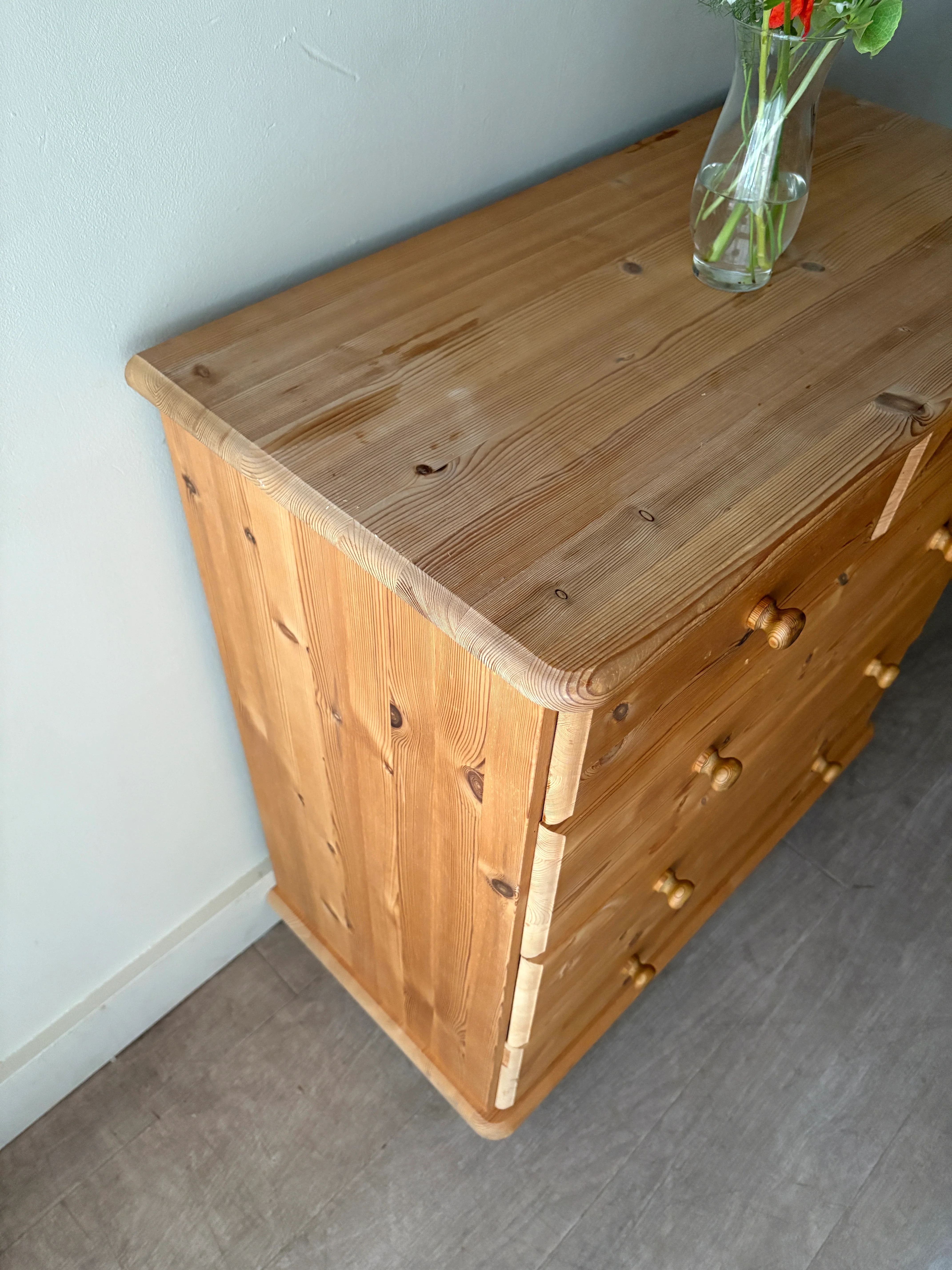 Danish pine dresser - Image 3
