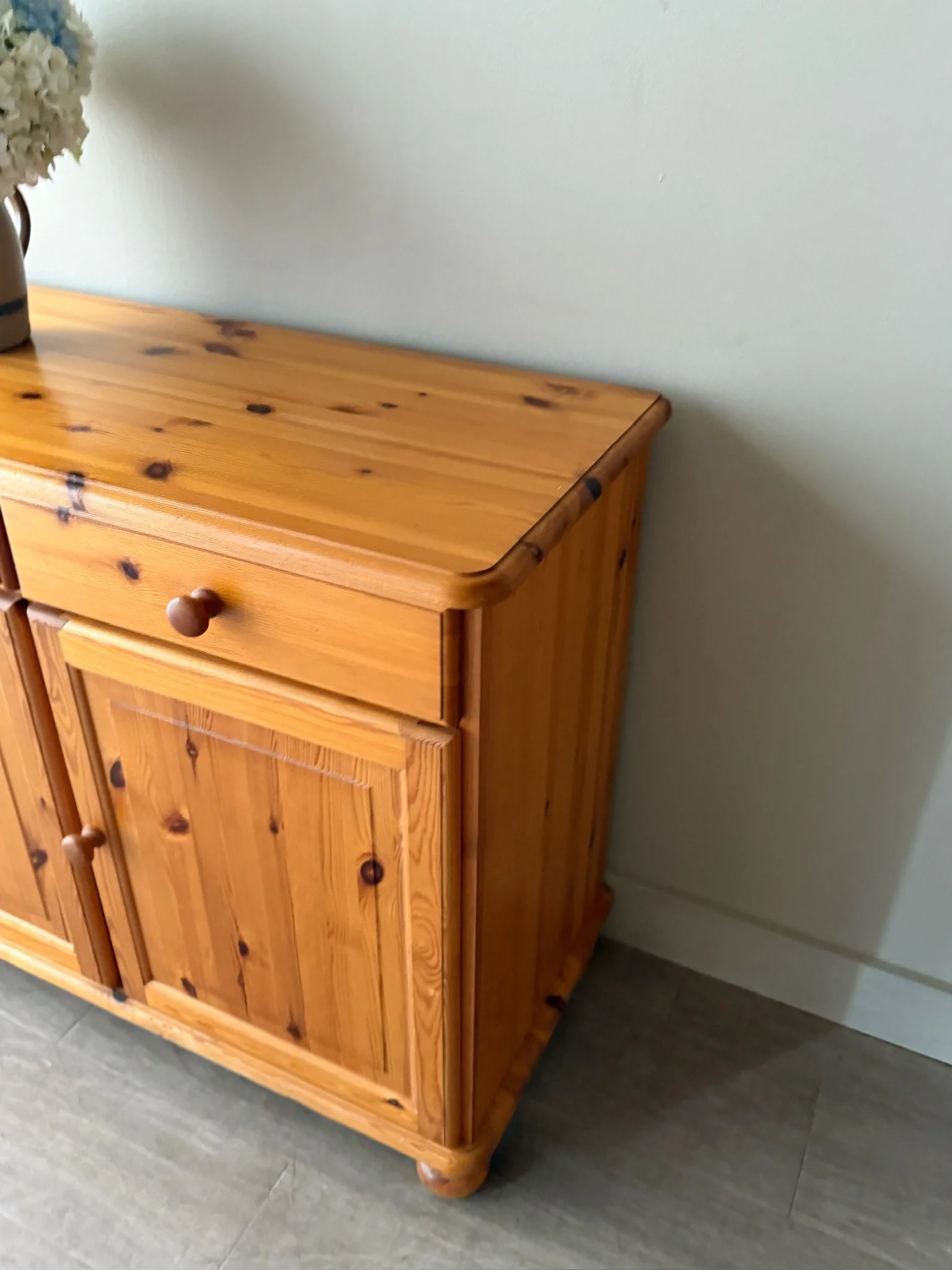 Danish pine sideboard - Image 4