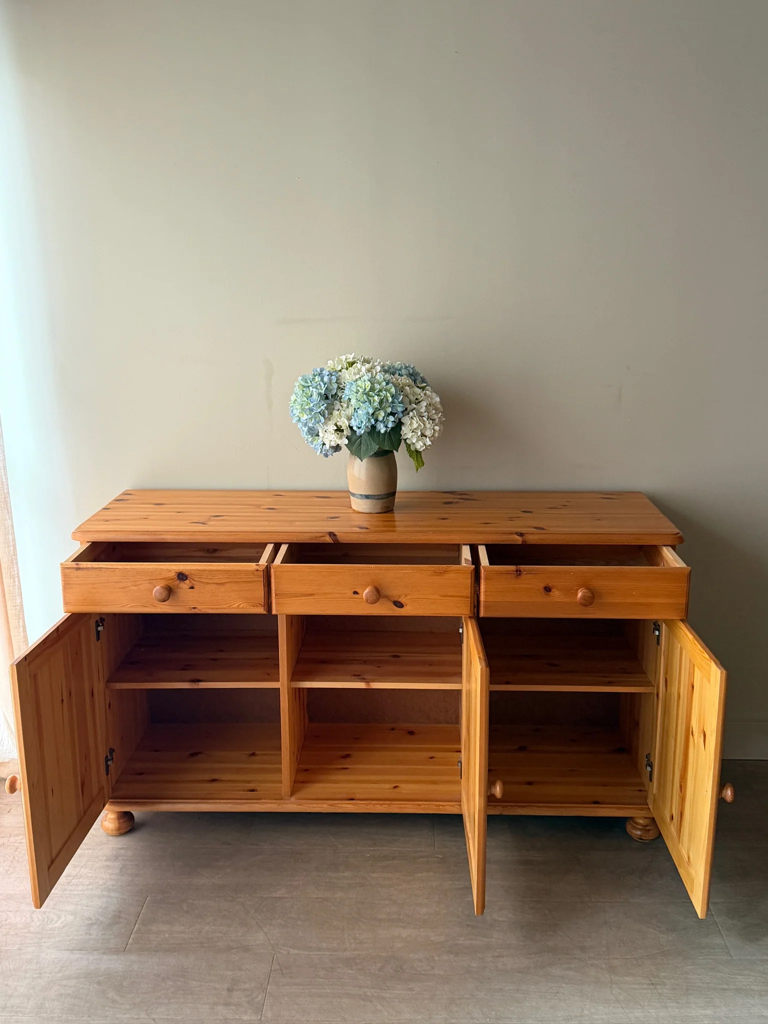 Danish pine sideboard - Image 5