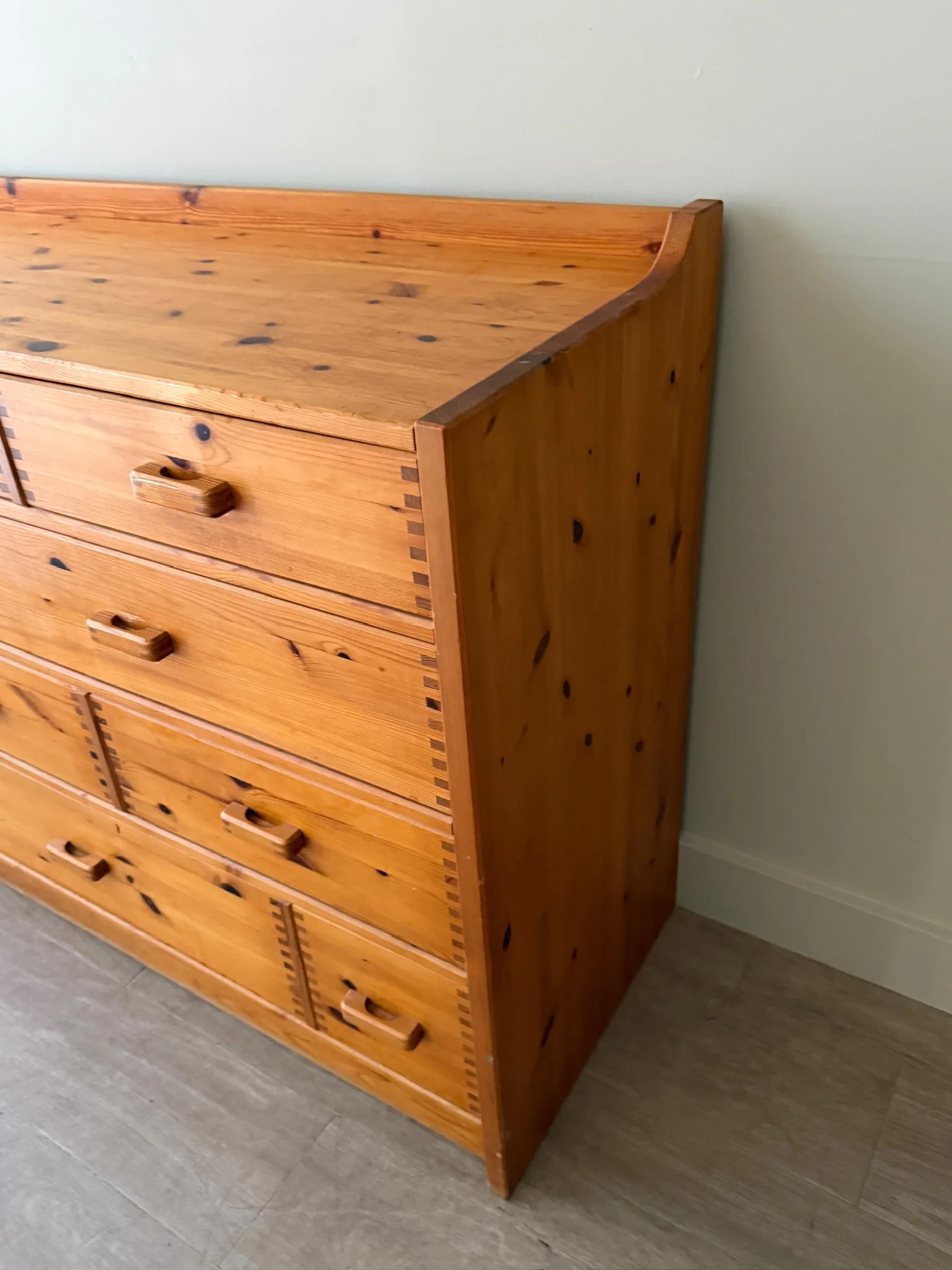 Danish pine sideboard - Image 4
