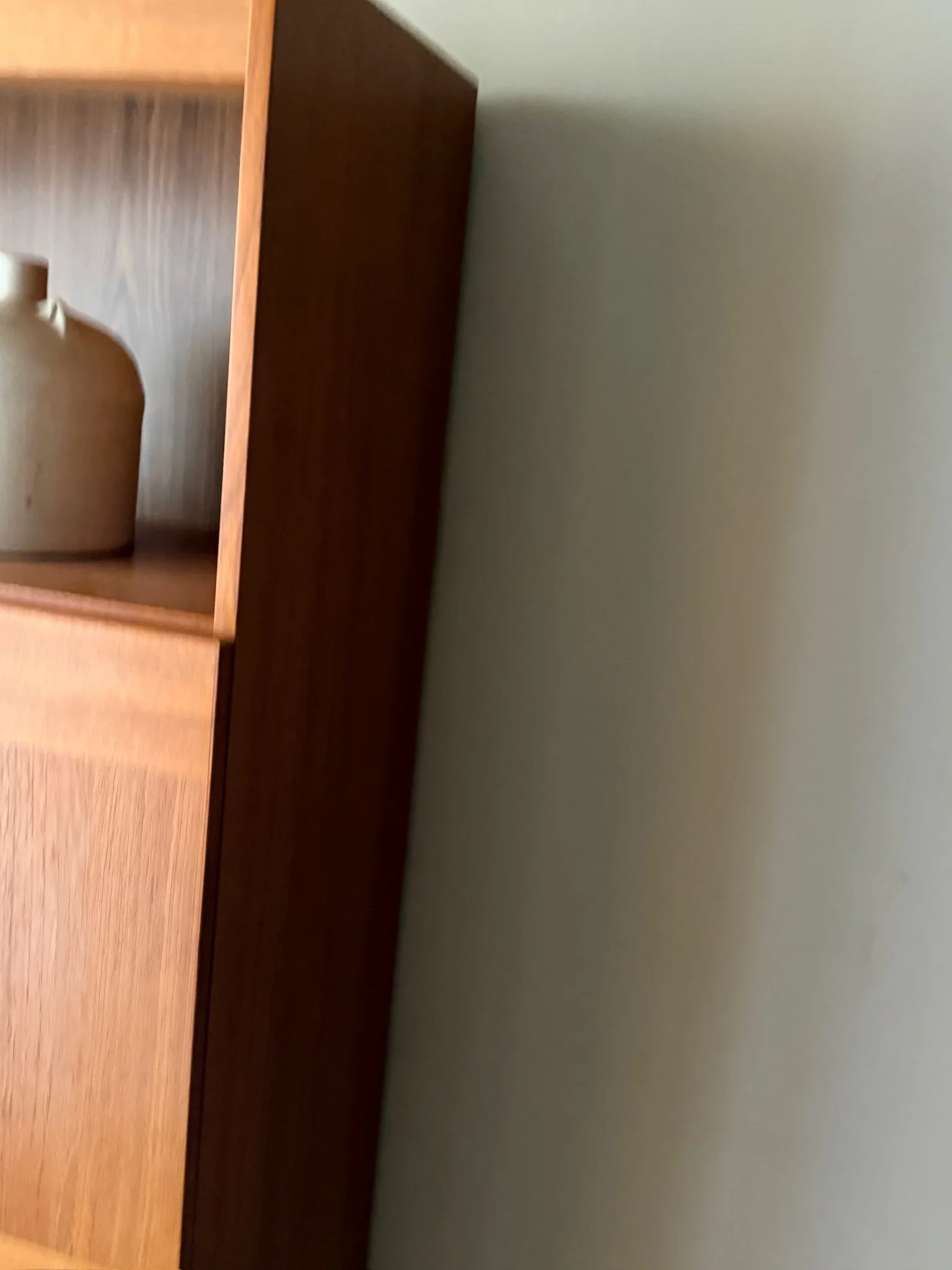 Danish teak bookcase with doors - Image 4