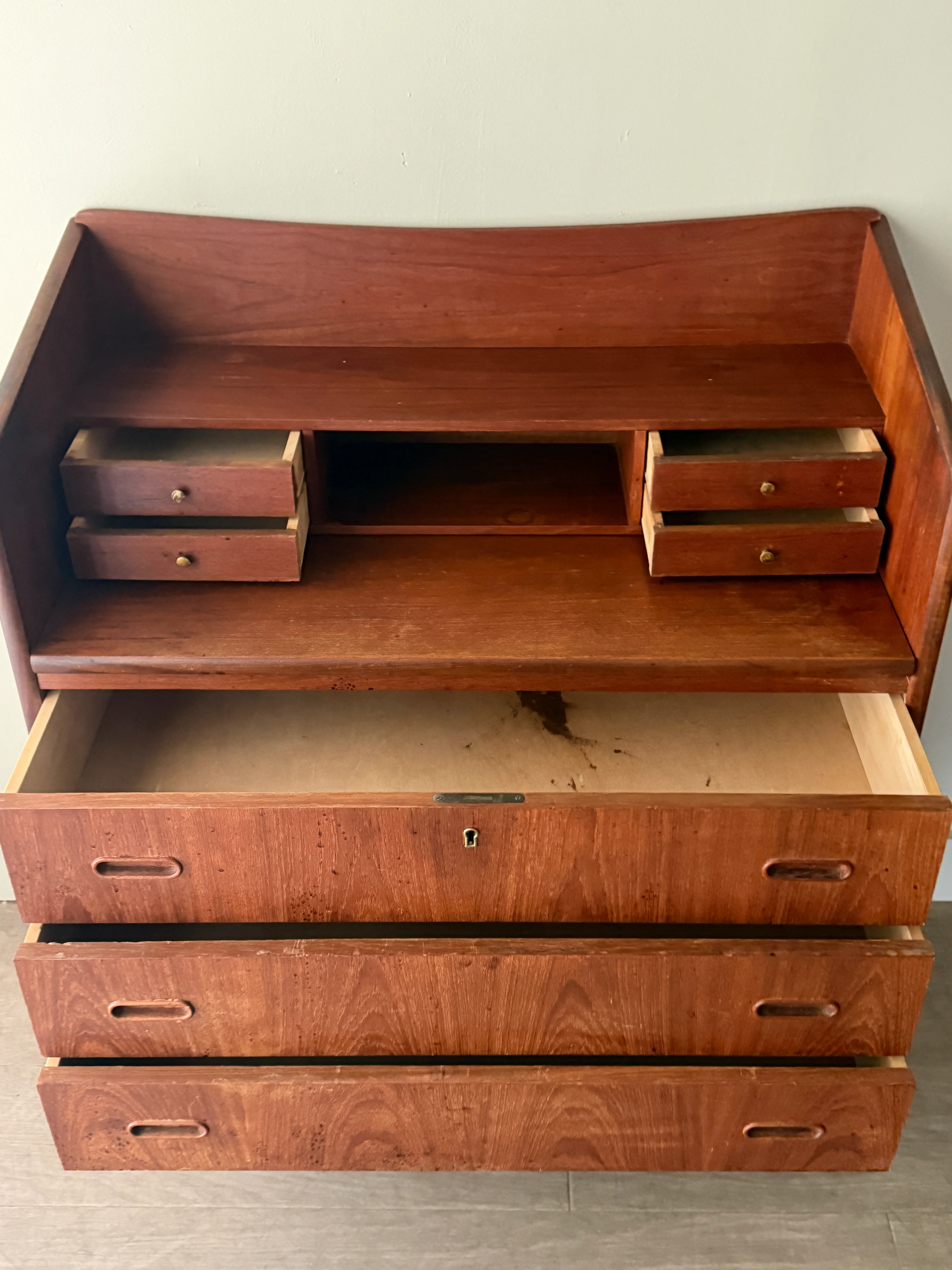 Danish teak secretary dresser - Image 5