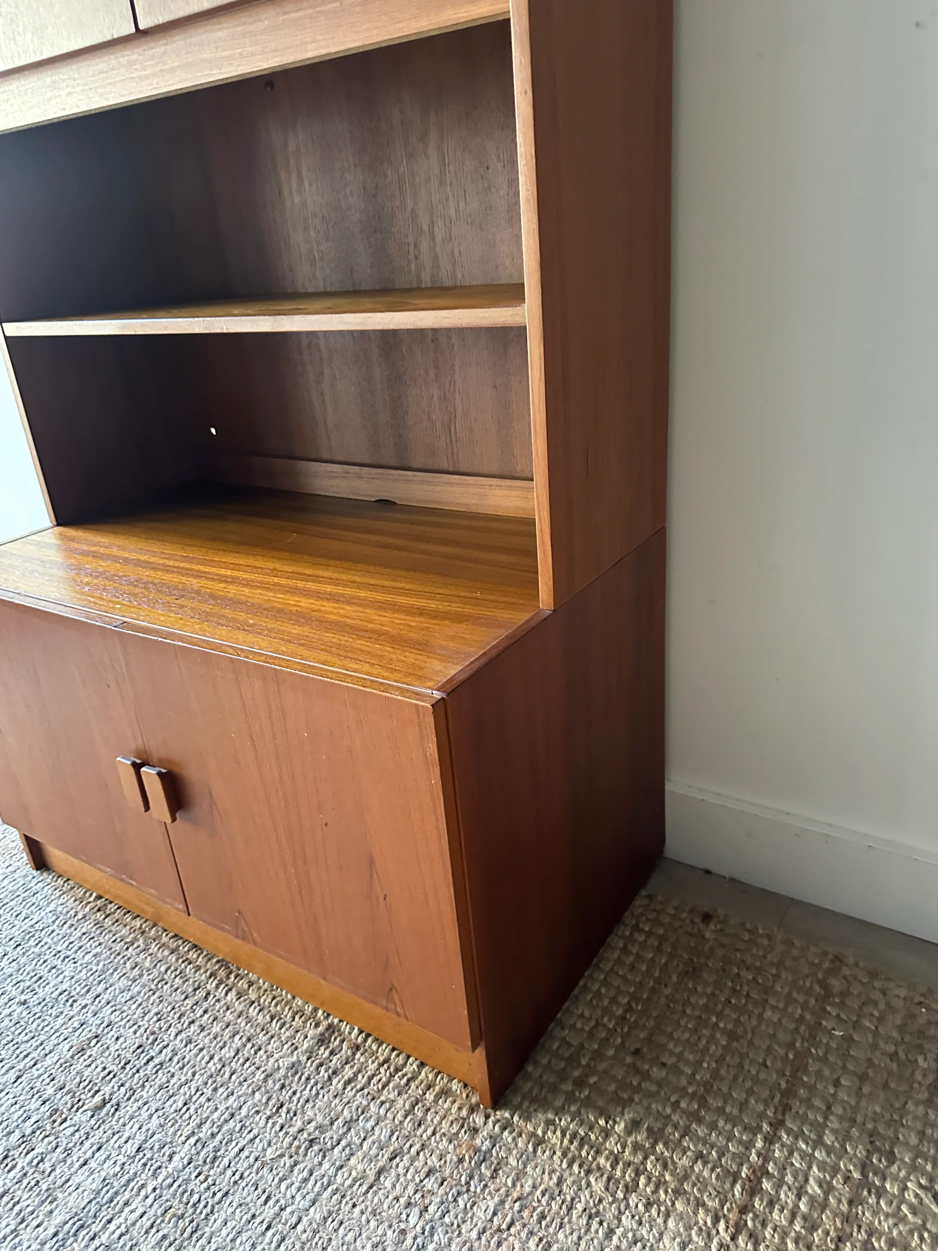 Danish two piece teak hutch - Image 6