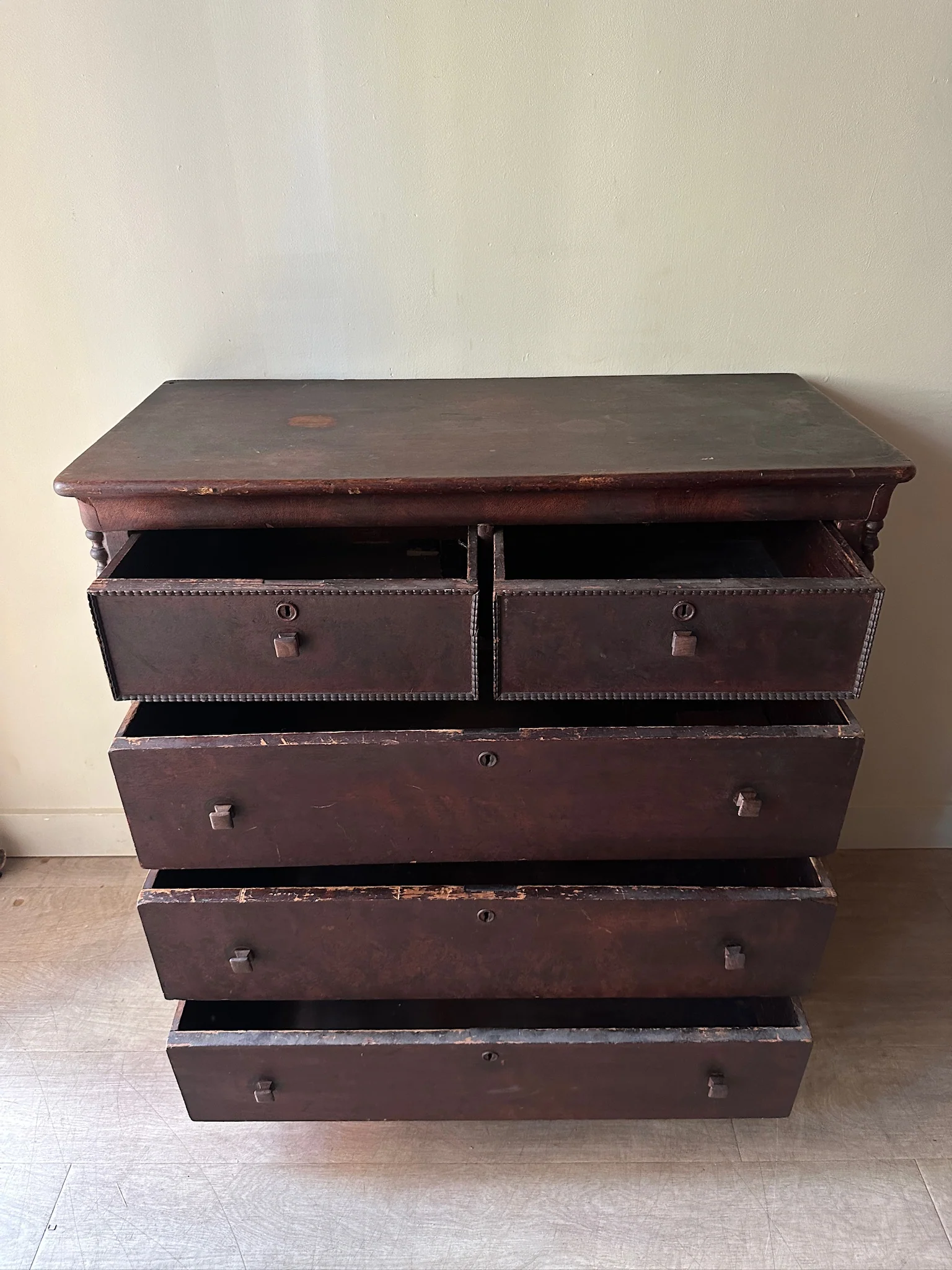 Dark oak dresser - Image 5