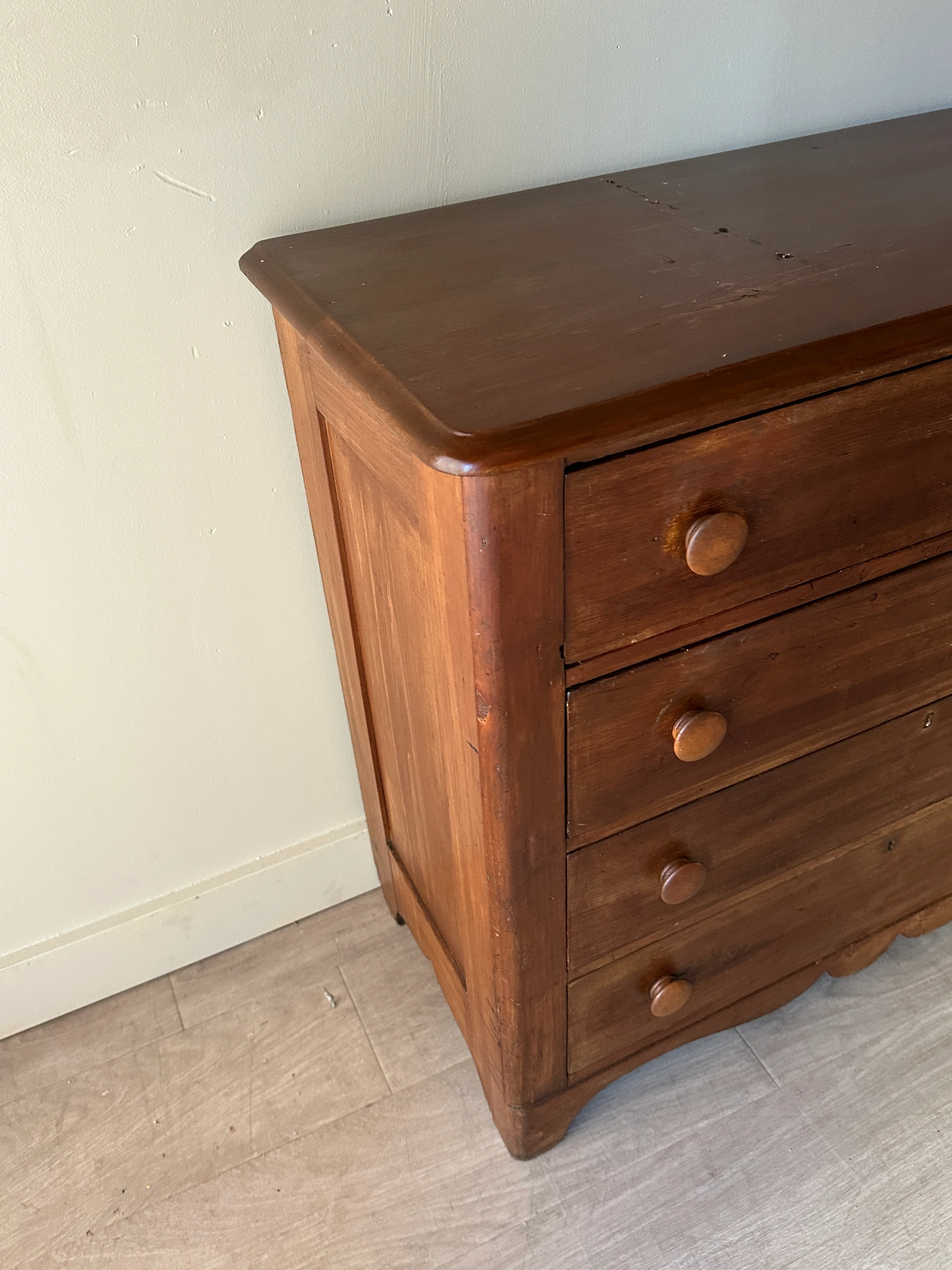 Dark pine dresser - Image 3