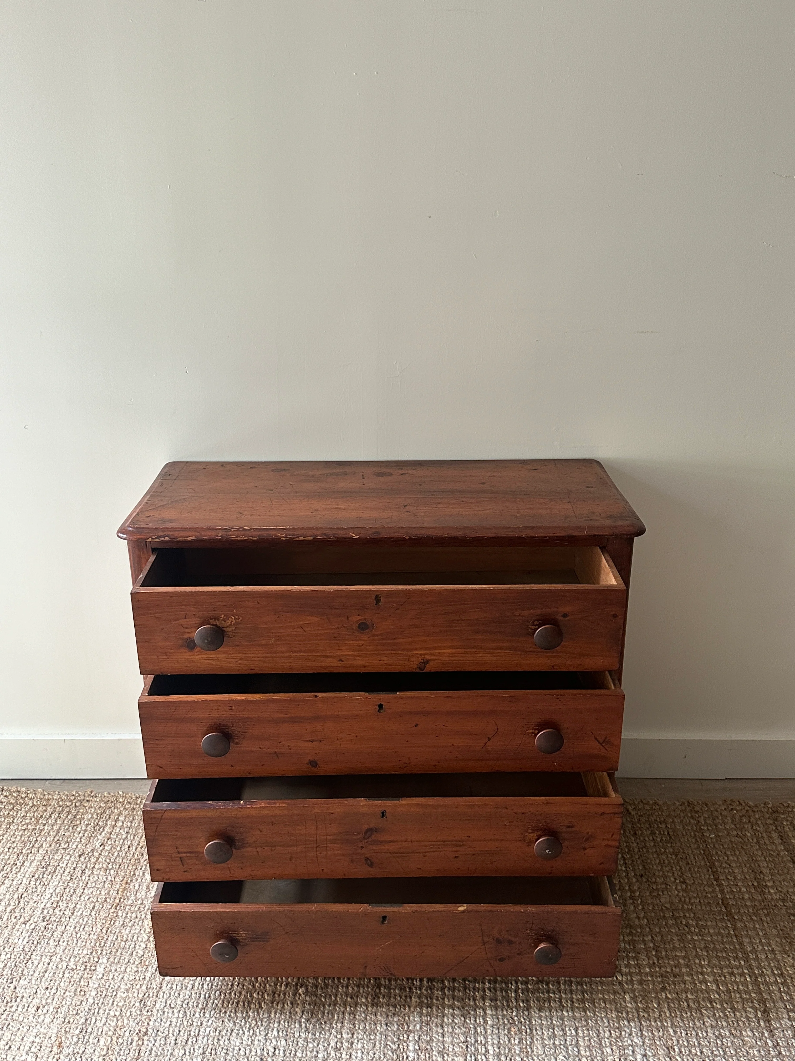 Dark pine dresser - Image 6