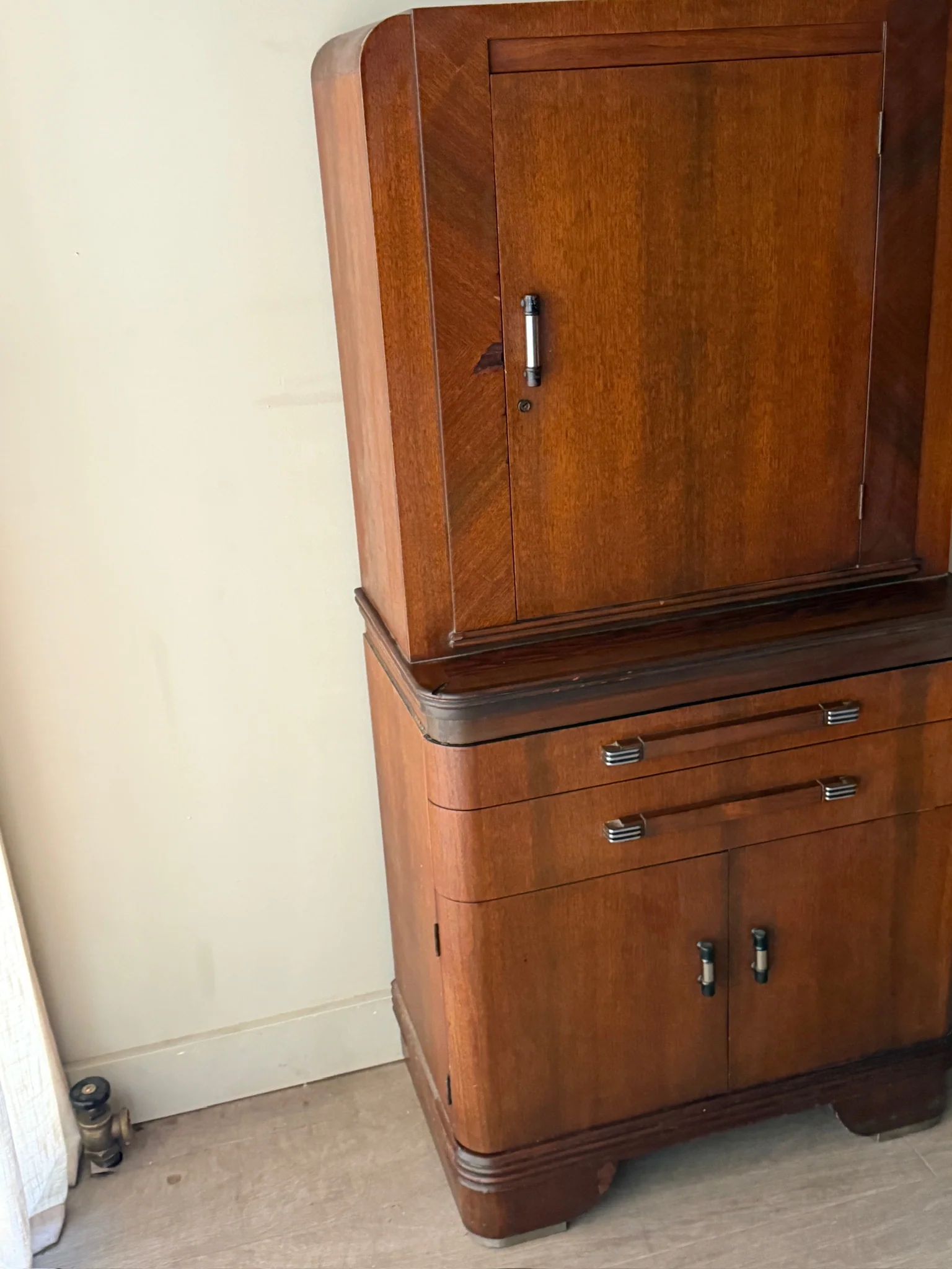 Deco mixed wood dental cabinet - Image 2