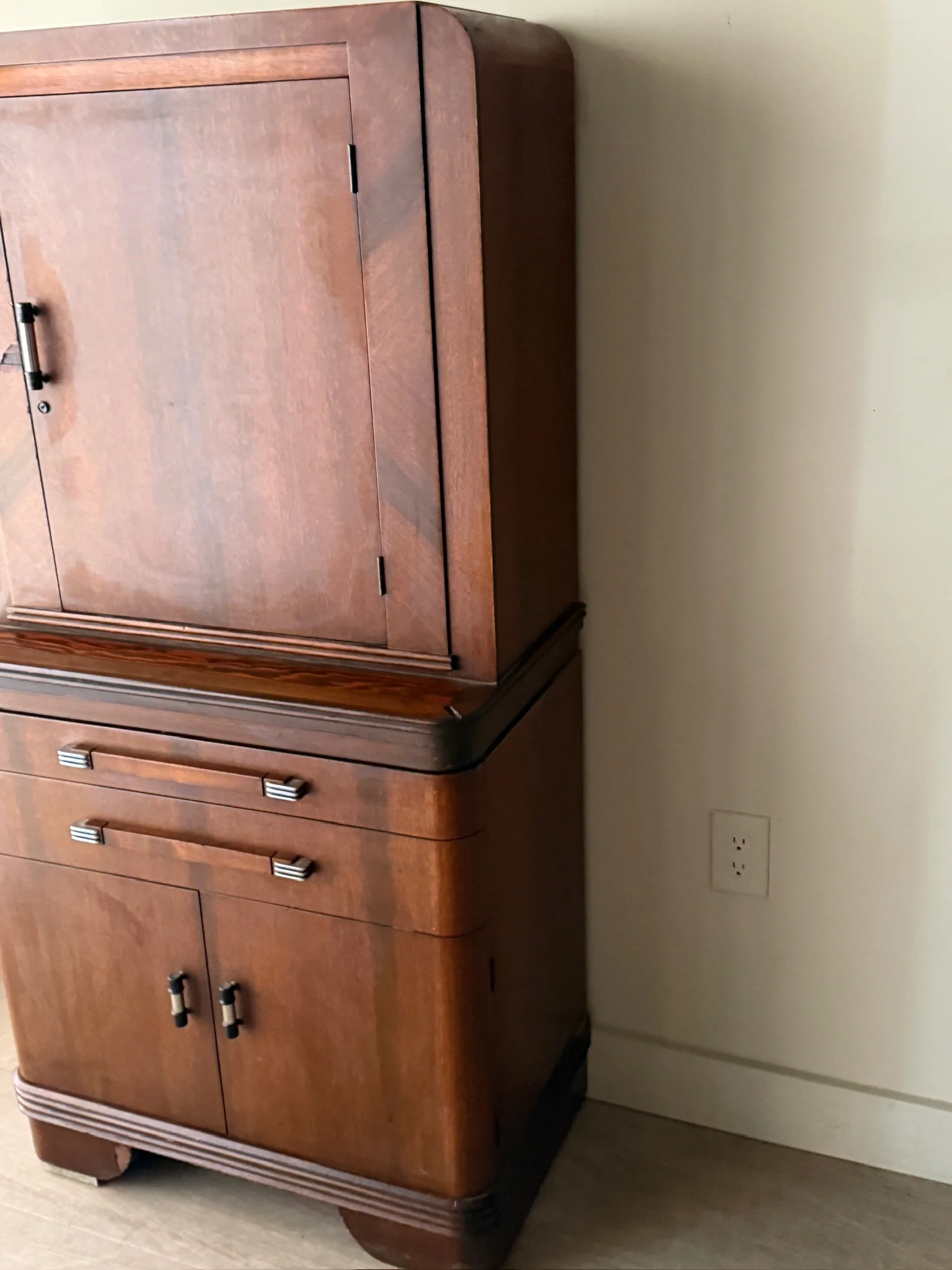 Deco mixed wood dental cabinet - Image 3