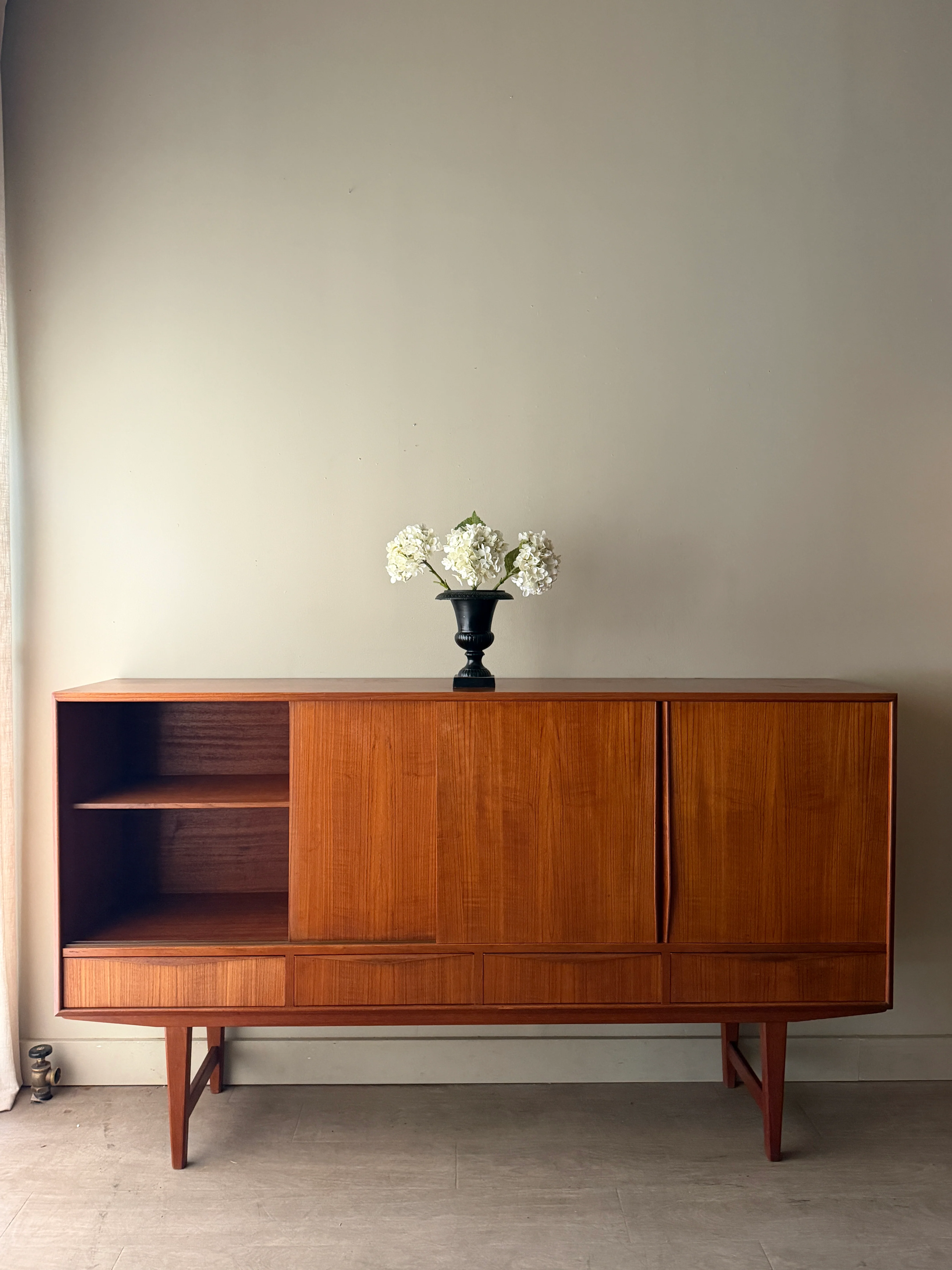 E. W. Bach Danish teak sideboard - Image 4