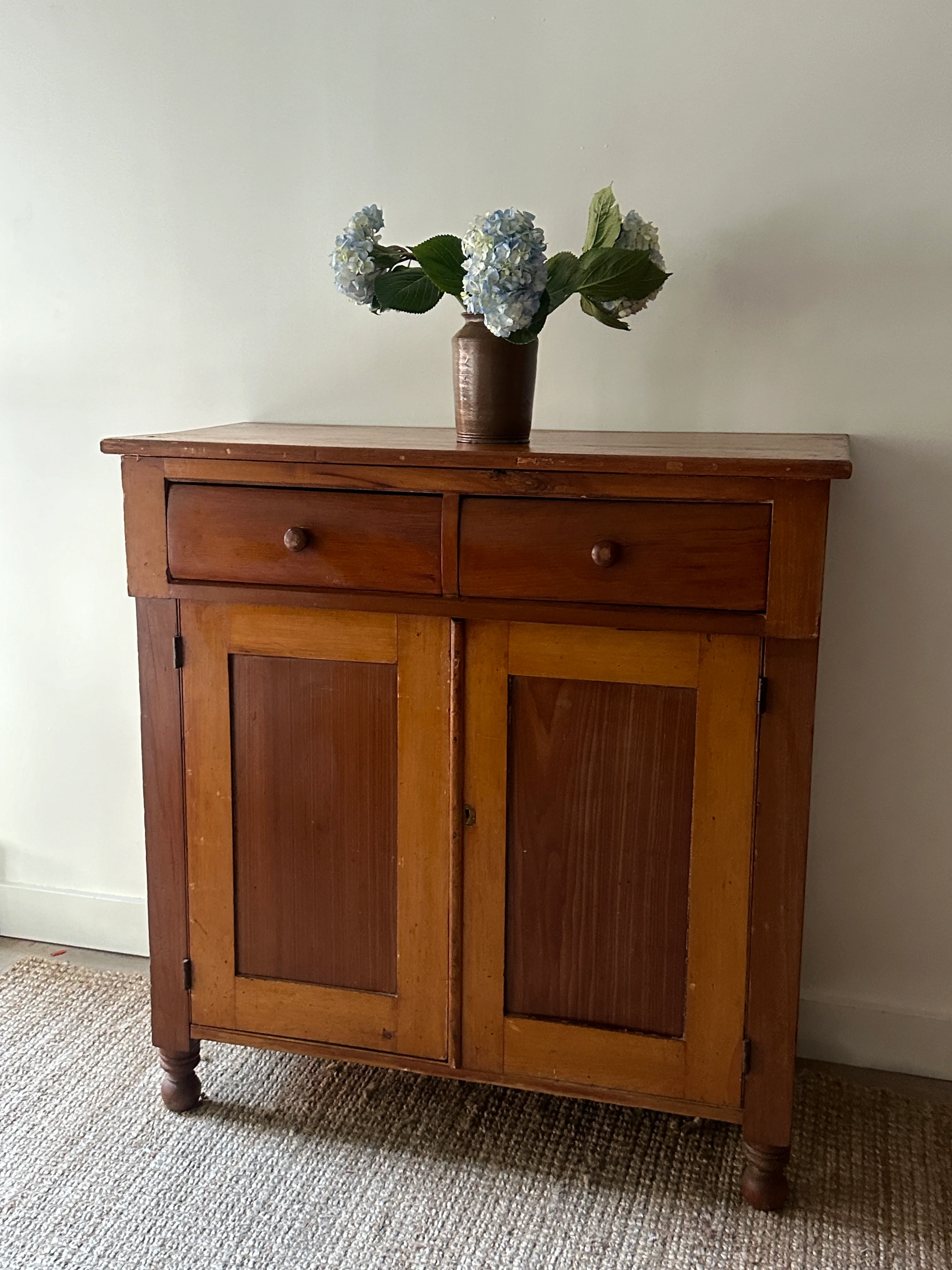 Early American jelly cupboard - Image 3