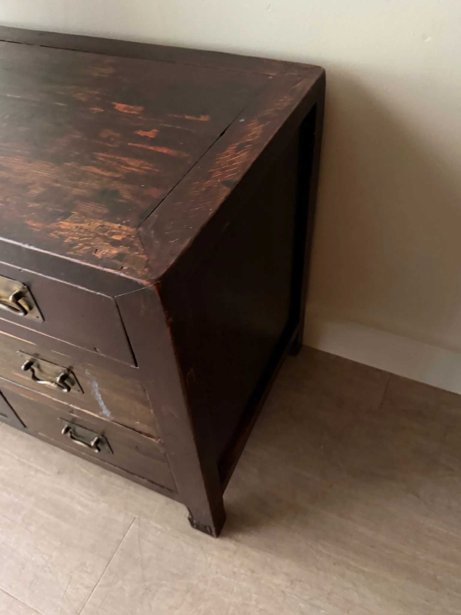 Elmwood credenza - Image 3