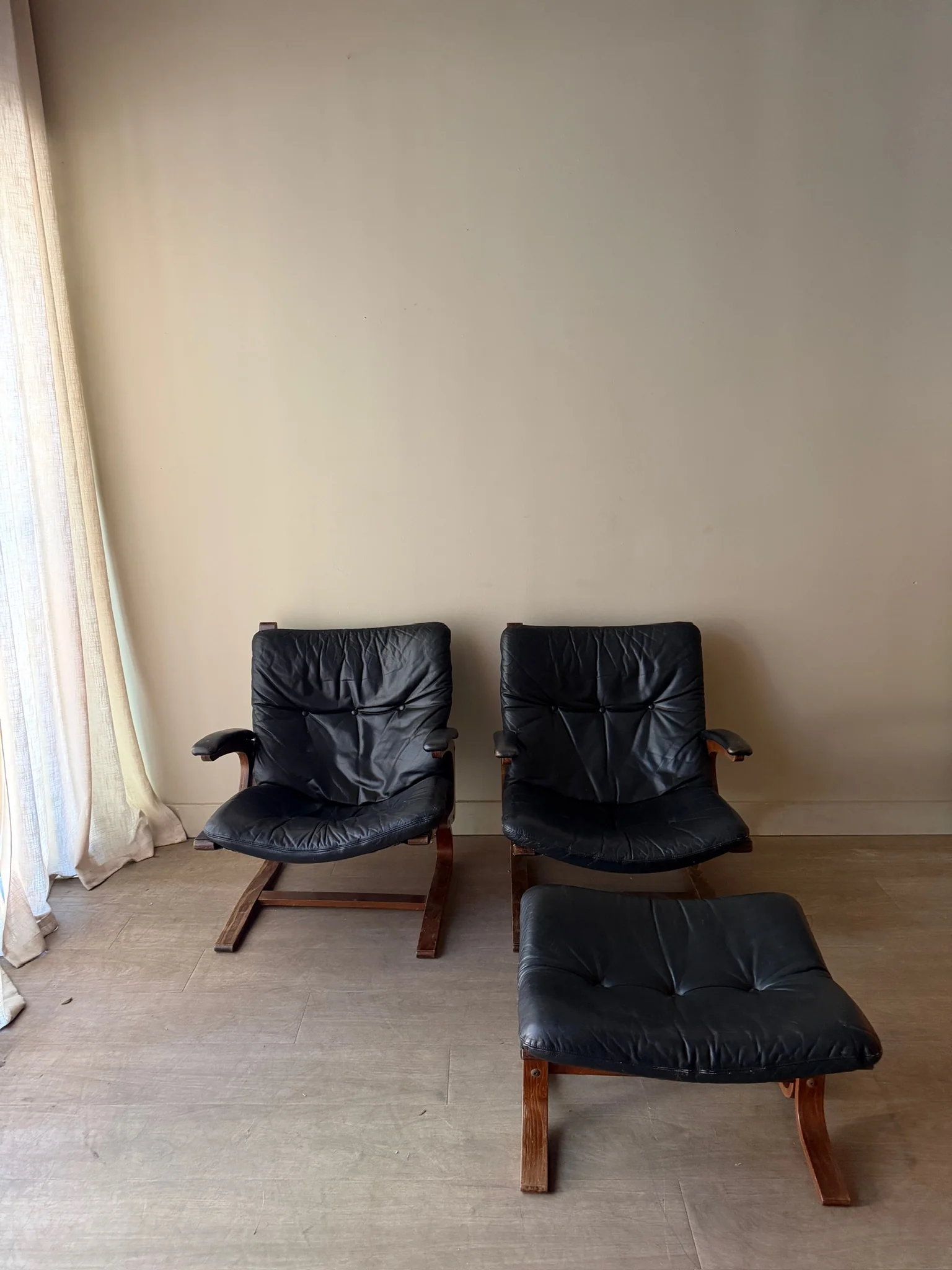 Elsa and Nordahl Solheim Kengu leather armchair with ottoman (right)