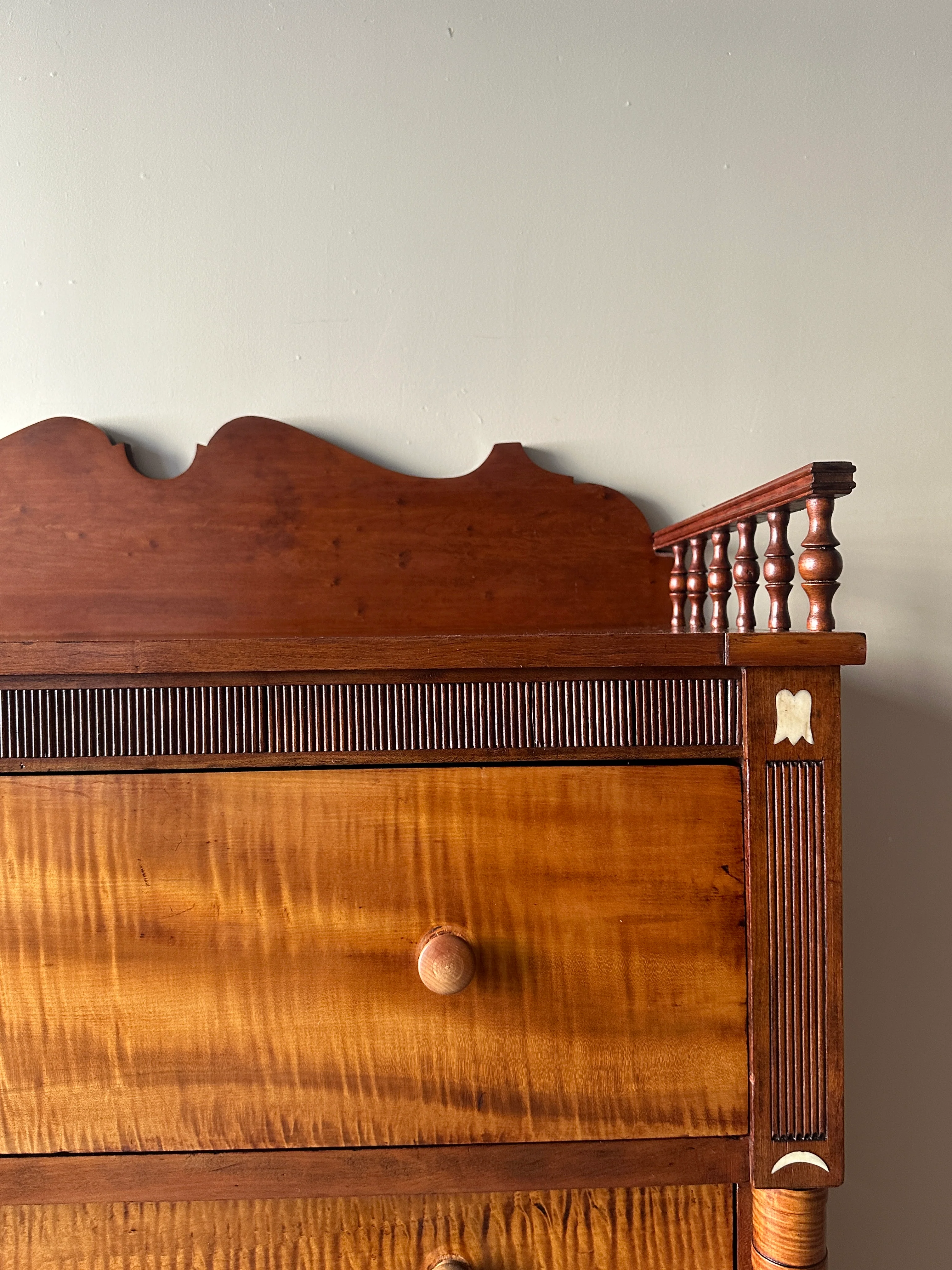 Empire bone inlaid maple and cherry dresser - Image 6