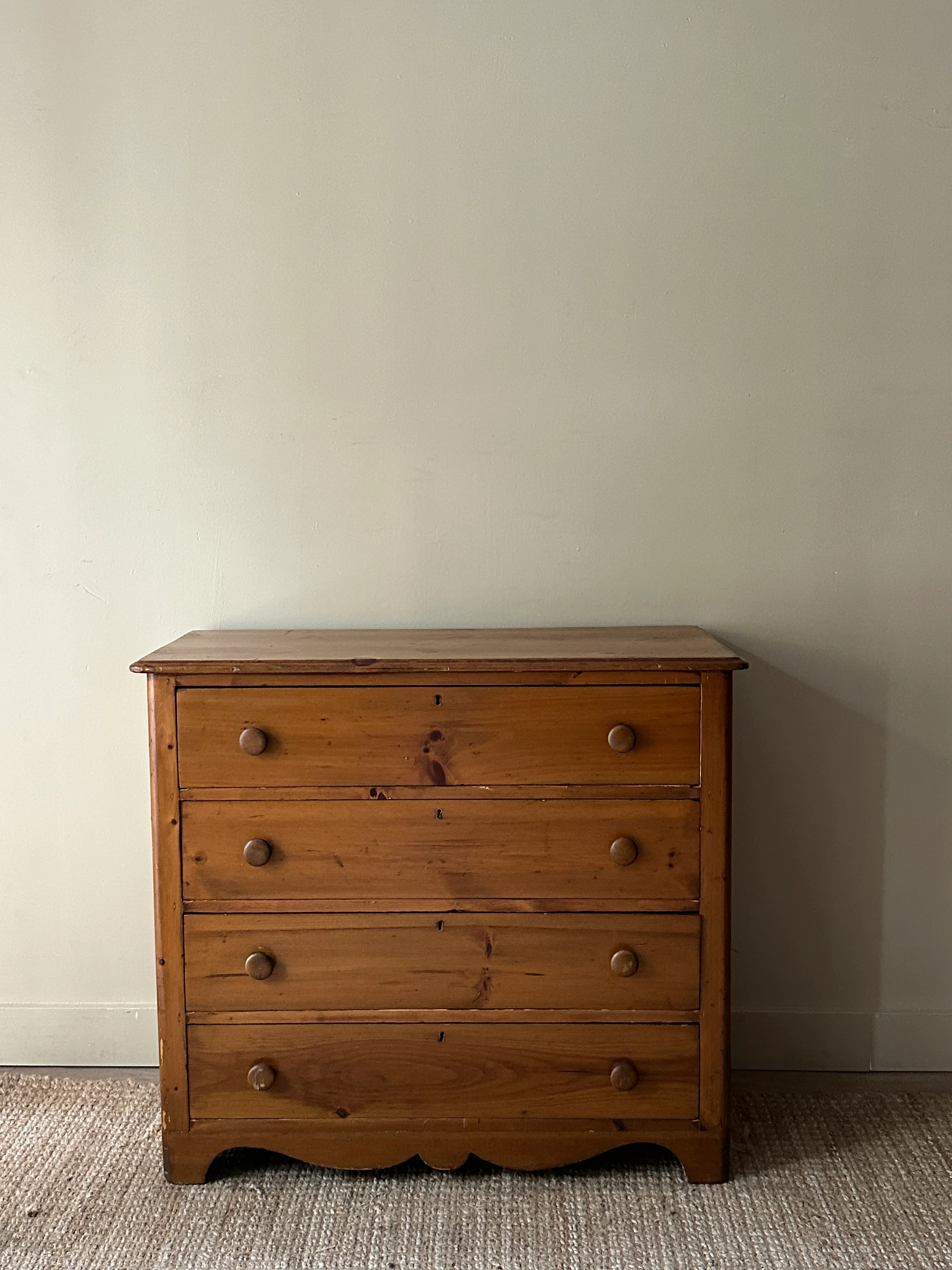 English pine dresser - Image 3